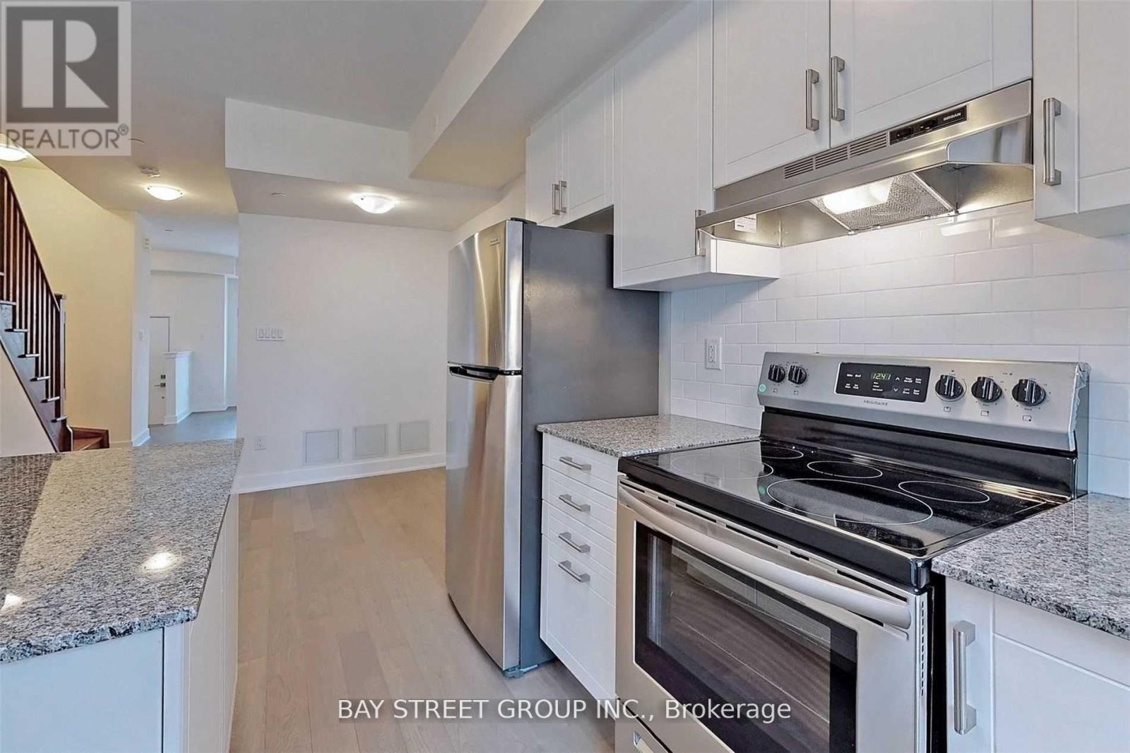 109 Frederick Tisdale Drive, Toronto, Ontario  M3K 0C6 - Photo 7 - W12345928