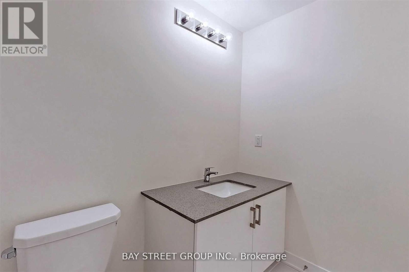 109 Frederick Tisdale Drive, Toronto, Ontario  M3K 0C6 - Photo 13 - W12345928