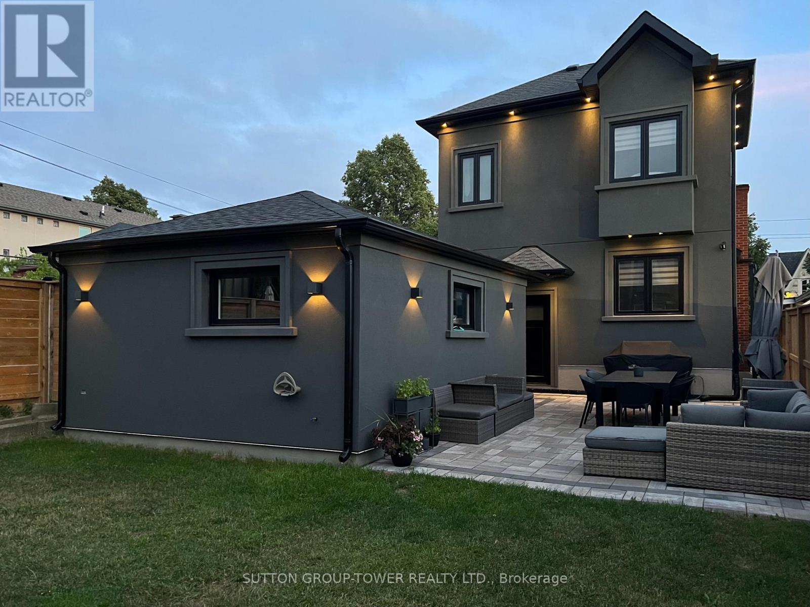 Property at 560 GLEN PARK AVENUE image 3