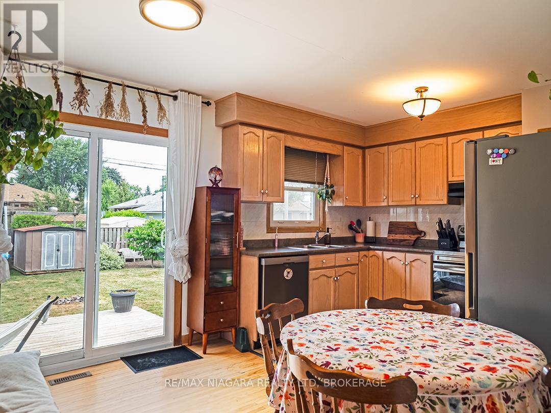 15 Michael Drive S, Port Colborne (Sugarloaf), Ontario  L3K 3C3 - Photo 8 - X12345982