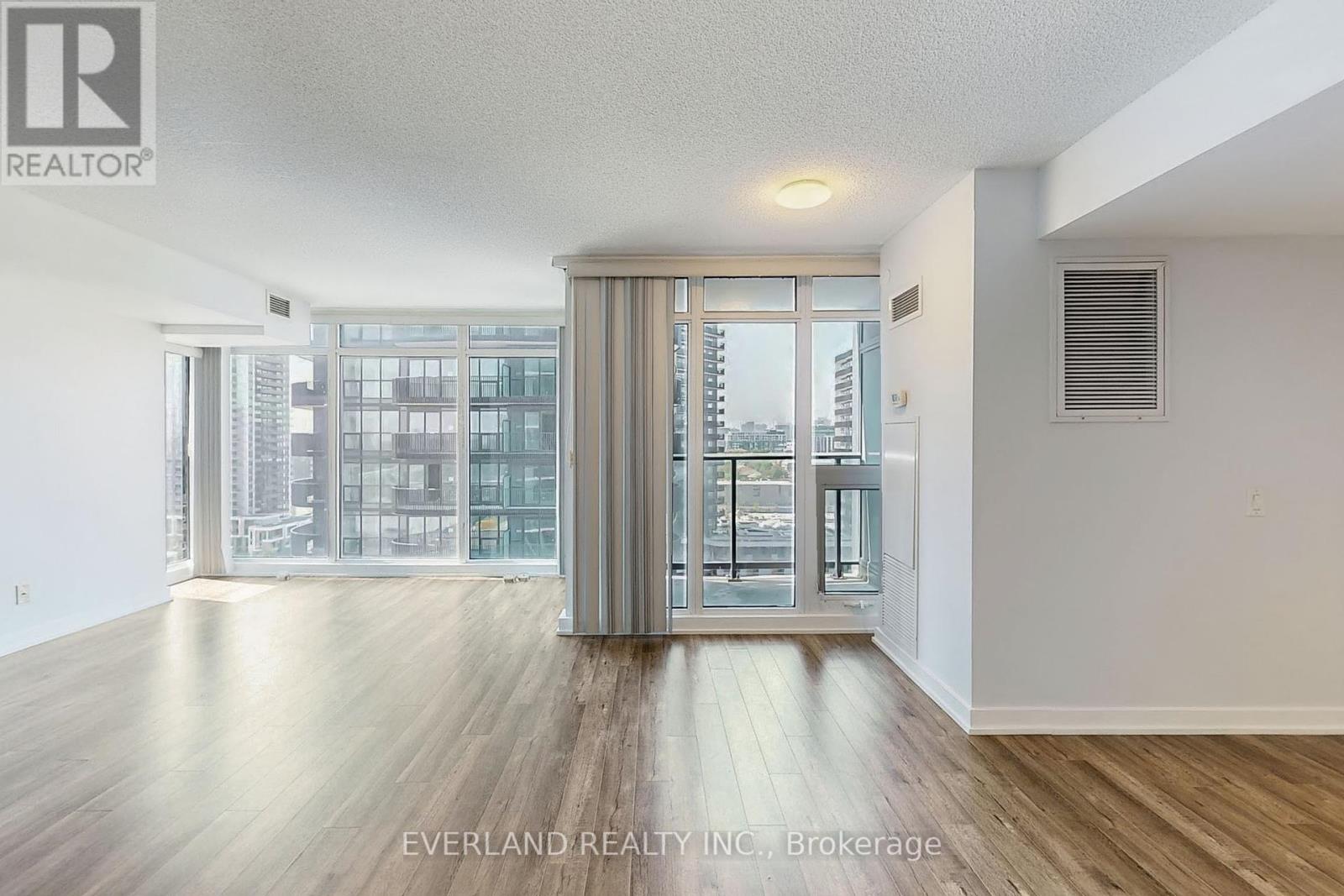2007 - 72 Esther Shiner Boulevard, Toronto, Ontario  M2K 2X9 - Photo 6 - C12345947