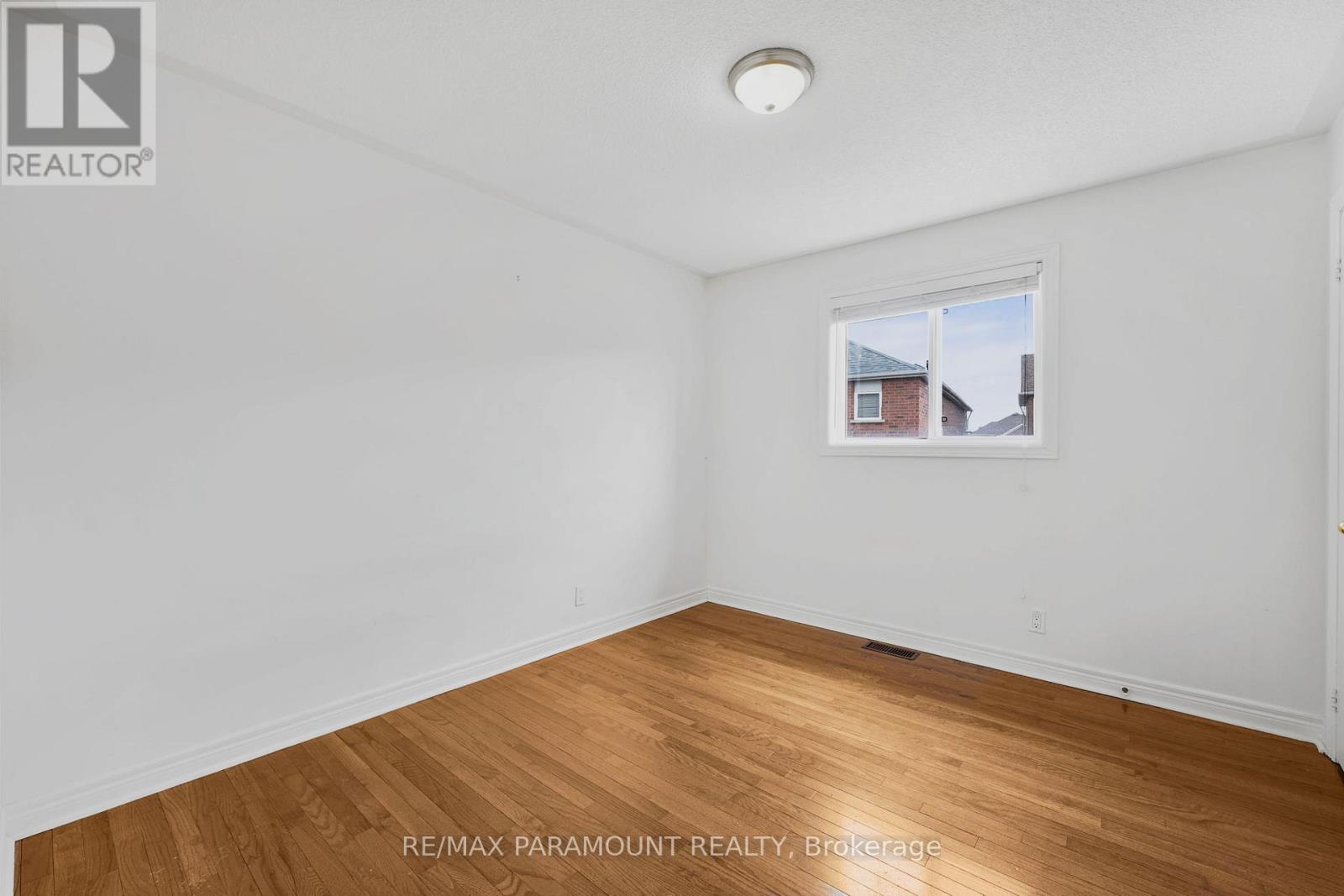 4 Summerdale Crescent, Brampton, Ontario  L6X 4V8 - Photo 18 - W12345963