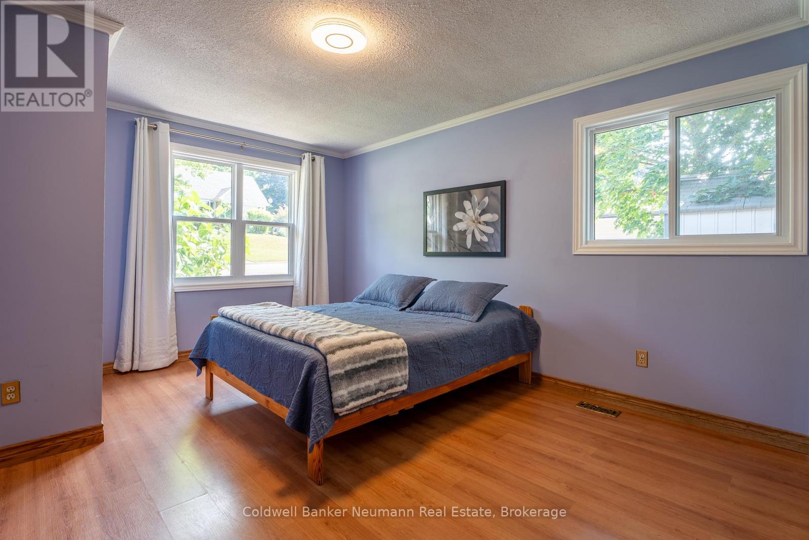 209 Wellington Street, Centre Wellington, Ontario  N1M 3E1 - Photo 14 - X12346016