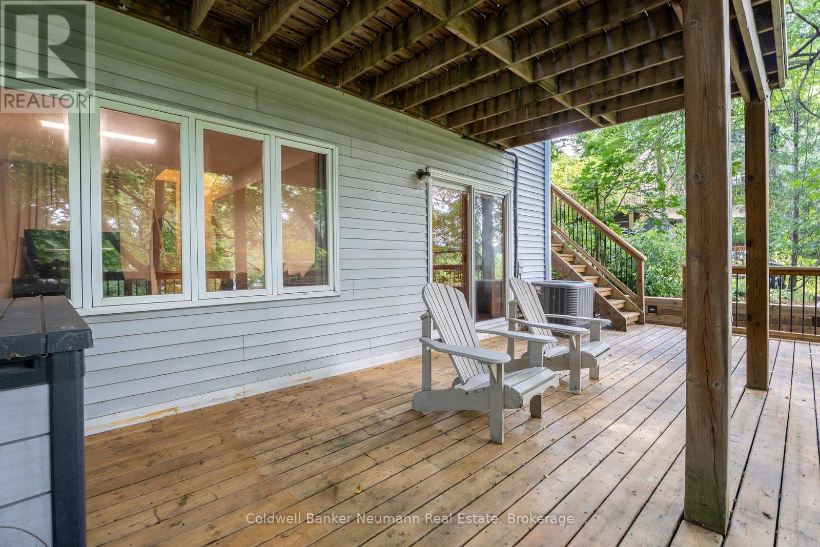 209 Wellington Street, Centre Wellington, Ontario  N1M 3E1 - Photo 31 - X12346016