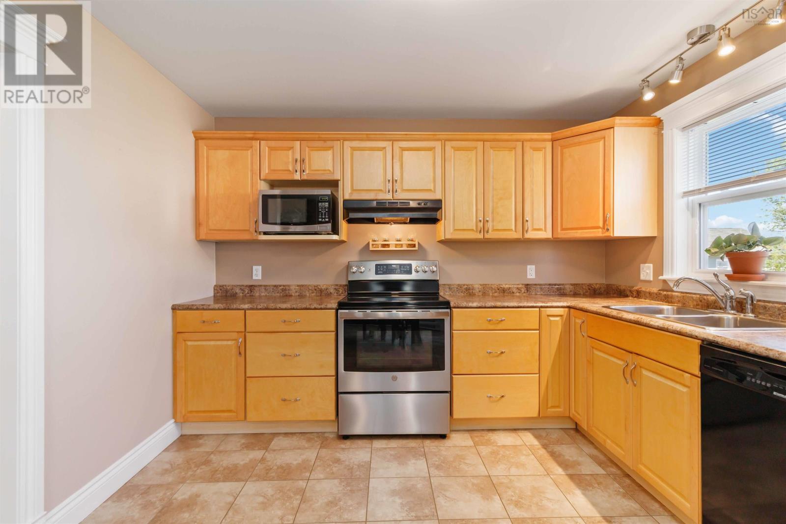 77 St Clair Avenue, Dartmouth, Nova Scotia  B2X 0B2 - Photo 20 - 202520476