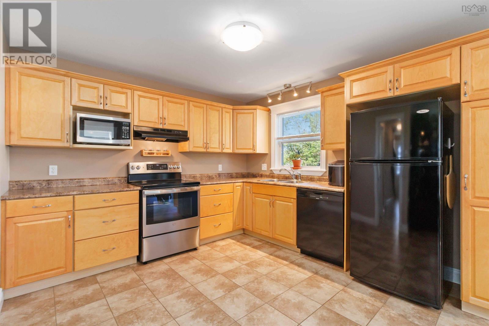 77 St Clair Avenue, Dartmouth, Nova Scotia  B2X 0B2 - Photo 21 - 202520476