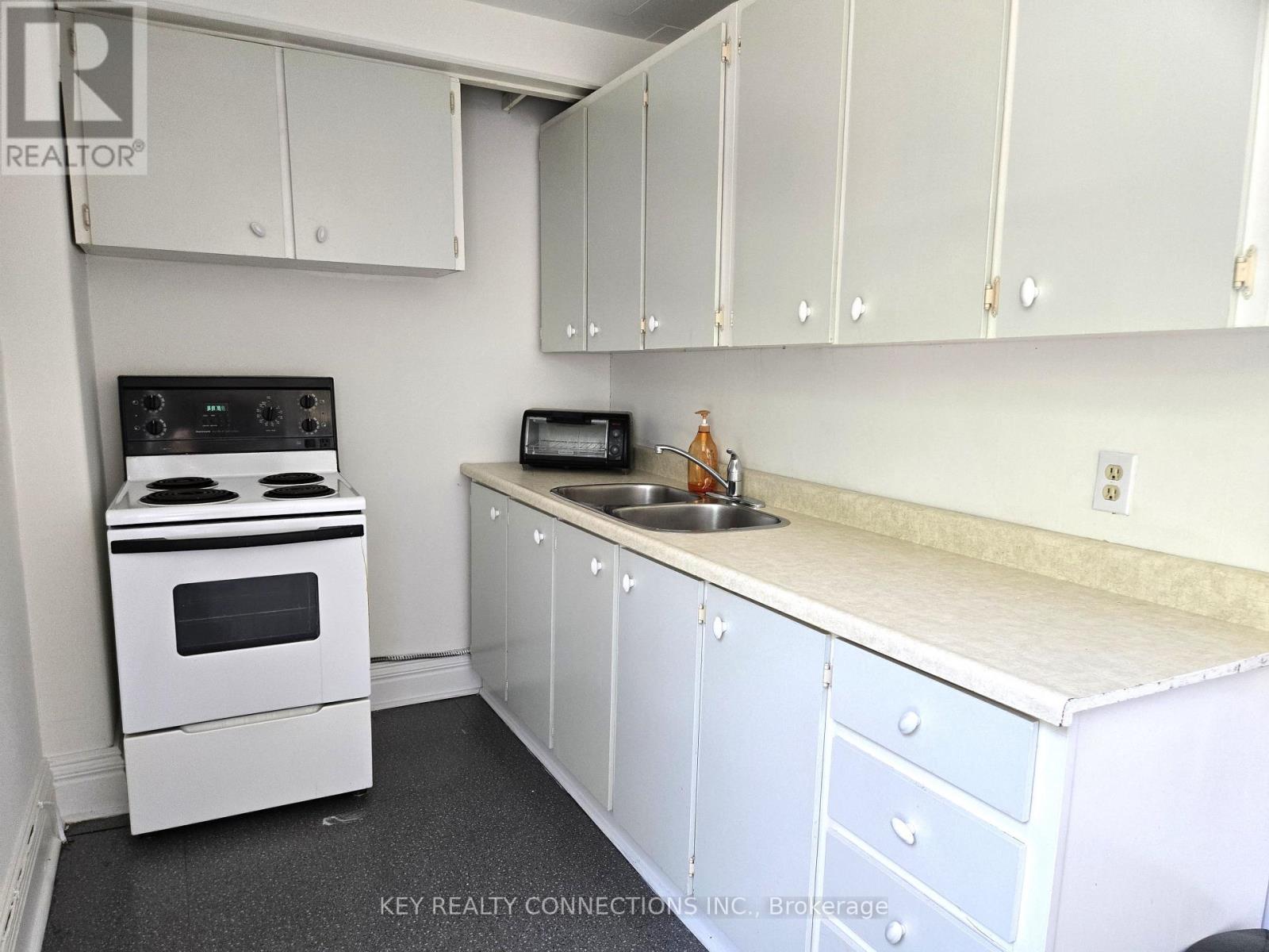 208 King Street E, Kingston (Central City East), Ontario  K7L 3A4 - Photo 32 - X12345969