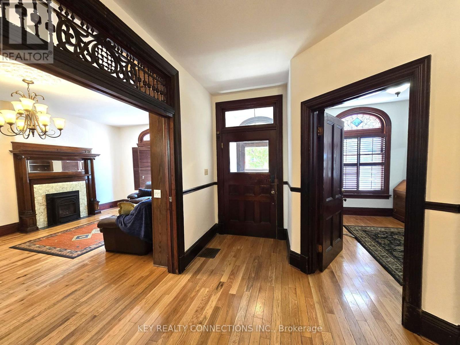 208 King Street E, Kingston (Central City East), Ontario  K7L 3A4 - Photo 4 - X12345969