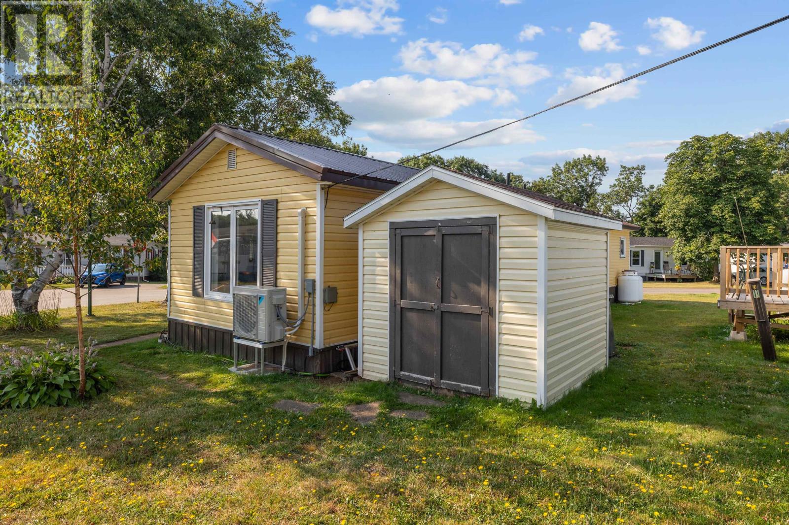 2 Manor Drive, Charlottetown, Prince Edward Island  C1A 6R3 - Photo 11 - 202520674
