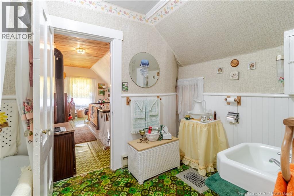 406 Main Street, Hartland, New Brunswick  E7P 2N4 - Photo 17 - NB123128