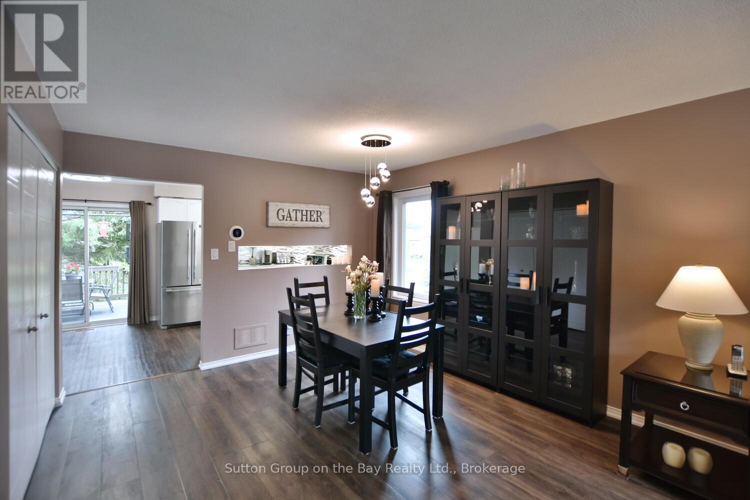30 Acorn Crescent, Wasaga Beach, Ontario  L9Z 1L6 - Photo 6 - S12237574
