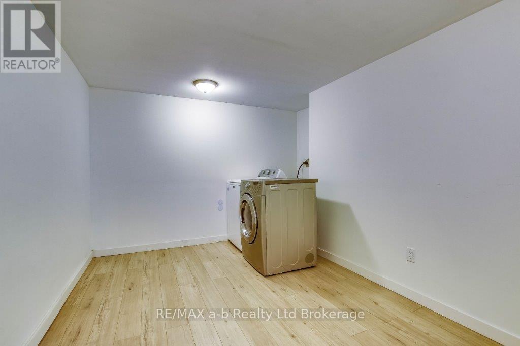 9 Duncan Street, Tillsonburg, Ontario  N4G 2N7 - Photo 30 - X12343954