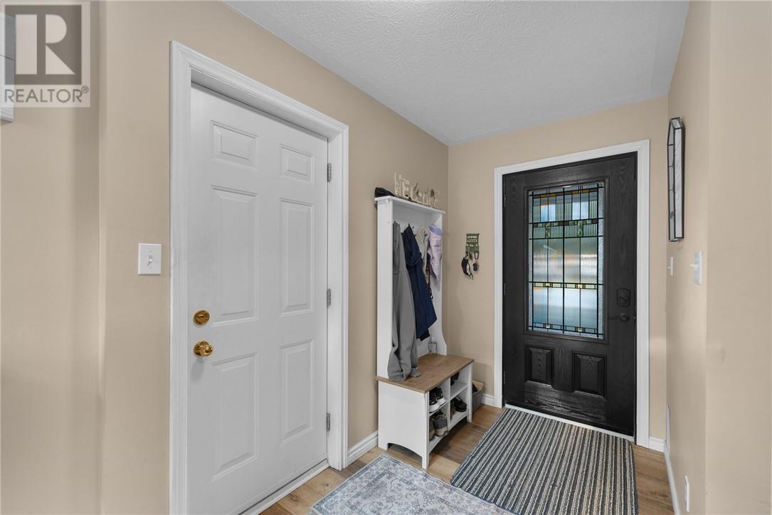 62 Ellsmere Drive, Garson, Ontario  P3L 1H4 - Photo 2 - 2124146