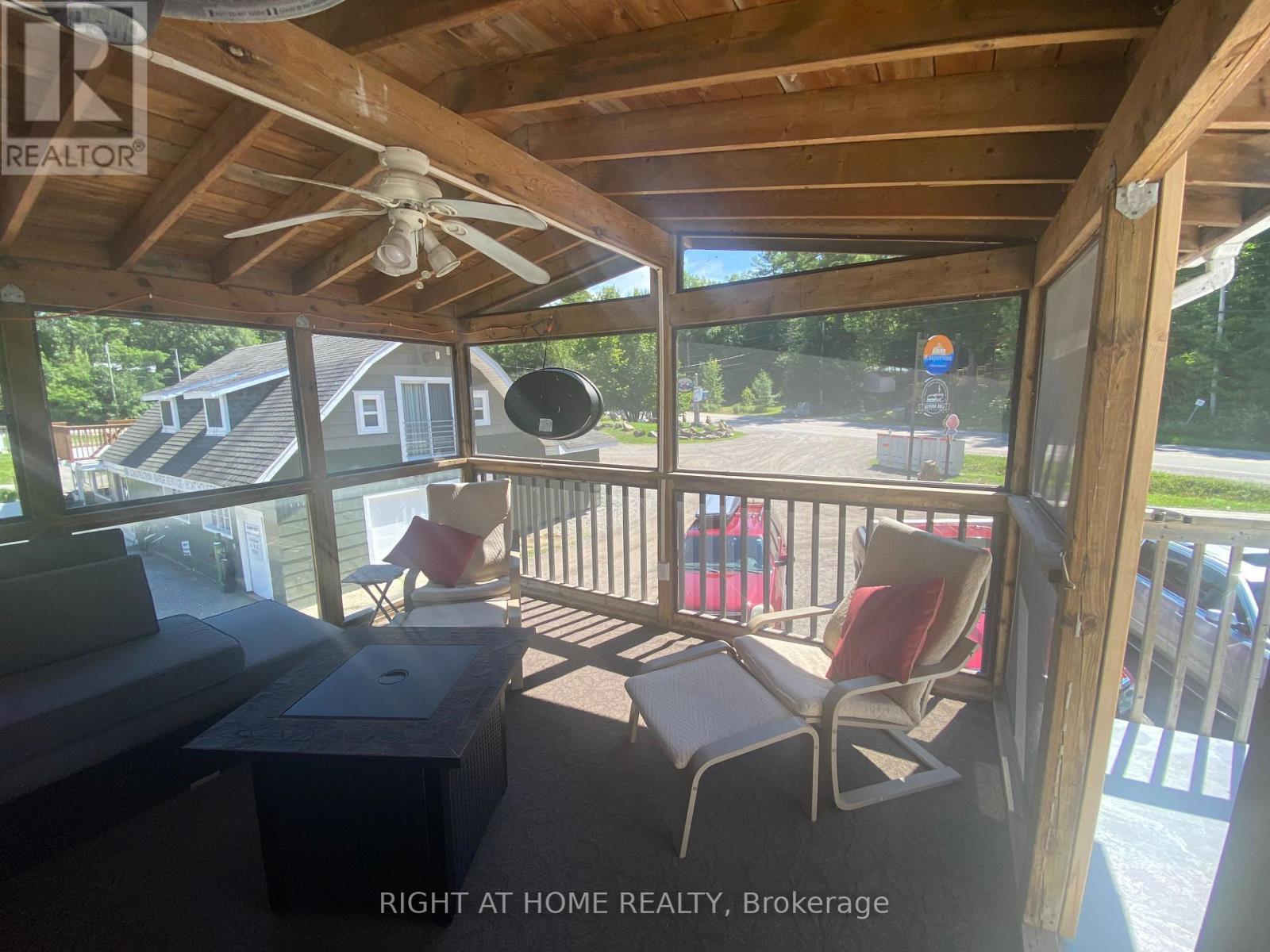 1725 Earl Haid Avenue, Severn, Ontario  L0K 1E0 - Photo 2 - S12346000