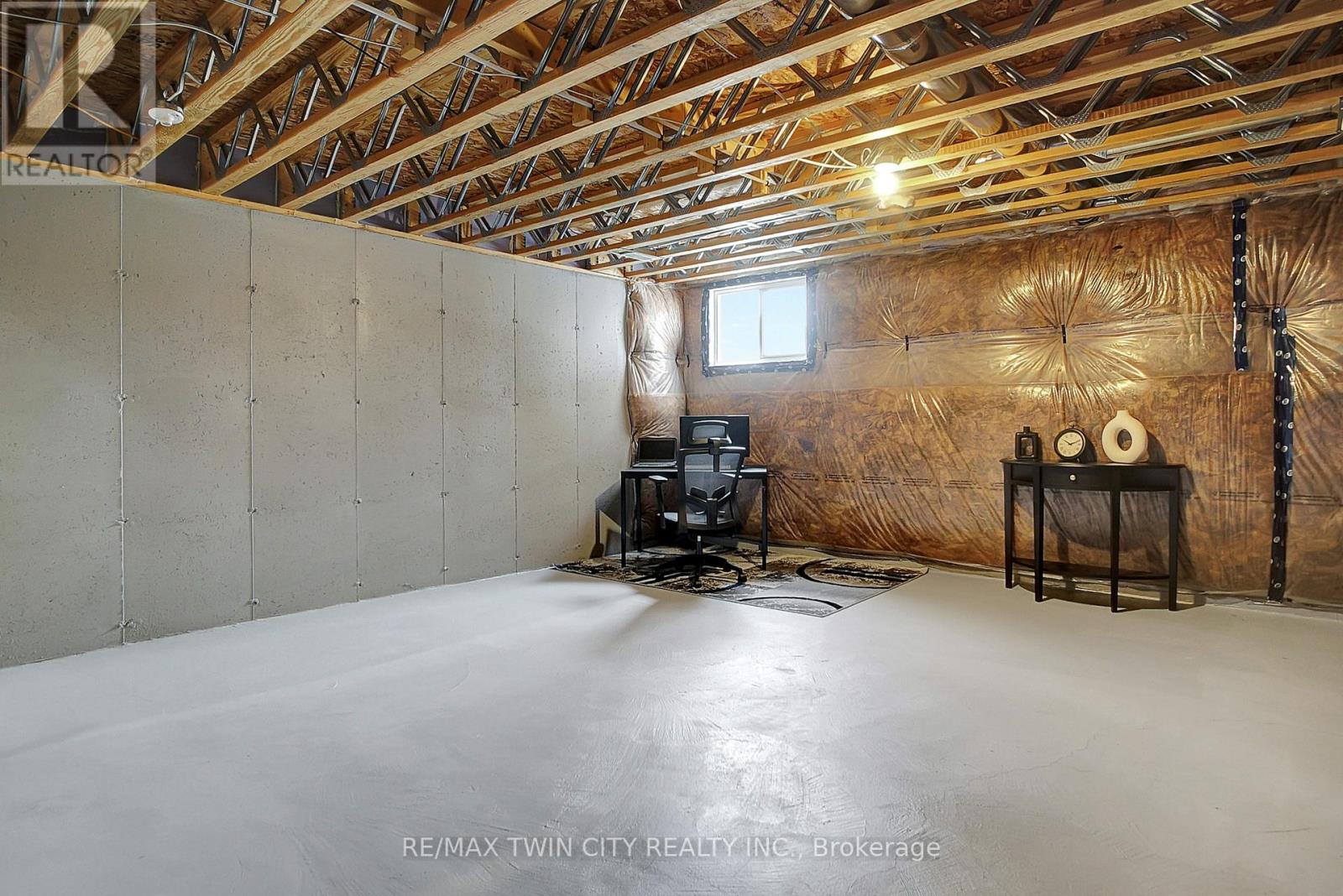 111 Pony Drive, Kitchener, Ontario  N2R 0R8 - Photo 31 - X12346006