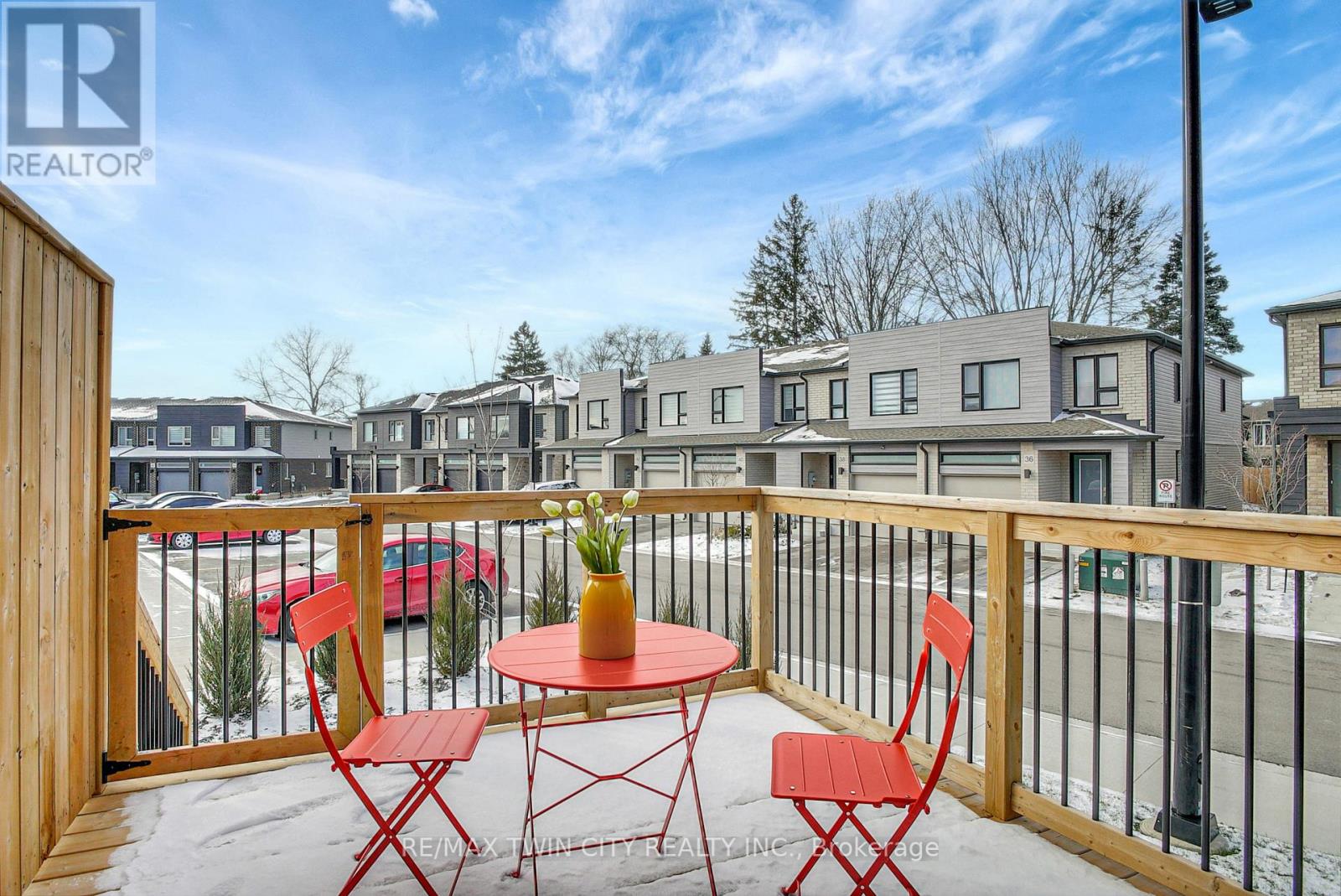 111 Pony Drive, Kitchener, Ontario  N2R 0R8 - Photo 33 - X12346006