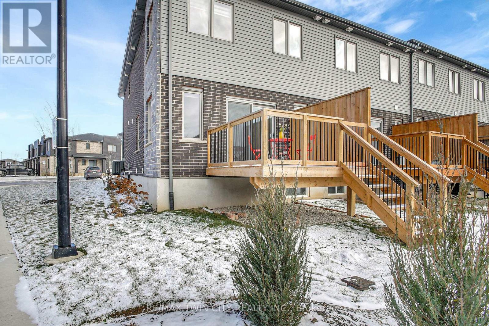 111 Pony Drive, Kitchener, Ontario  N2R 0R8 - Photo 34 - X12346006