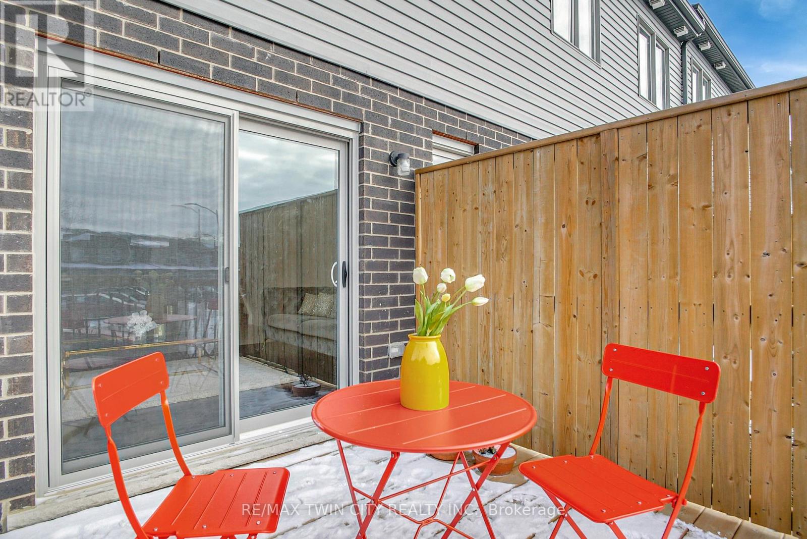 111 Pony Drive, Kitchener, Ontario  N2R 0R8 - Photo 37 - X12346006