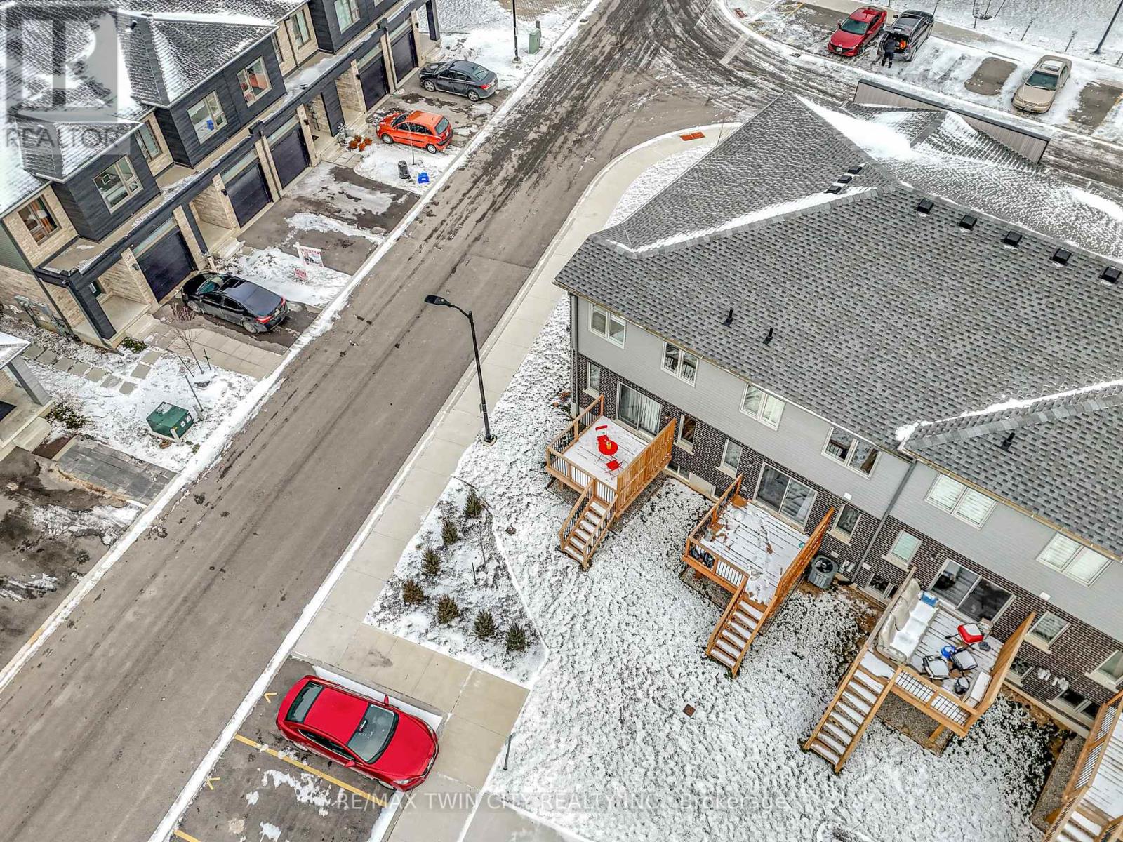 111 Pony Drive, Kitchener, Ontario  N2R 0R8 - Photo 41 - X12346006