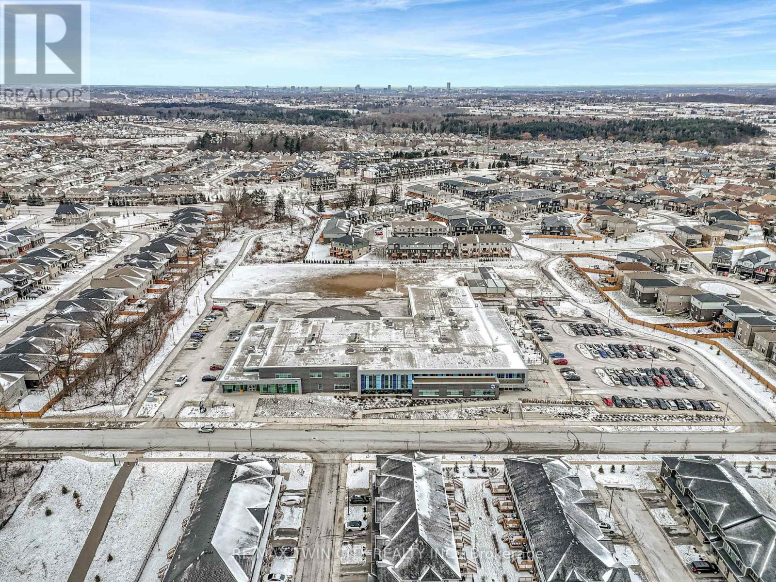 111 Pony Drive, Kitchener, Ontario  N2R 0R8 - Photo 43 - X12346006