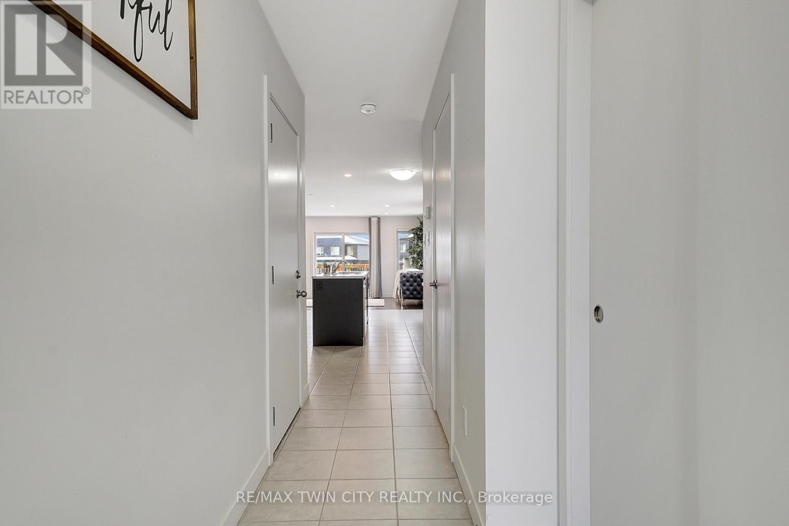 111 Pony Drive, Kitchener, Ontario  N2R 0R8 - Photo 6 - X12346006