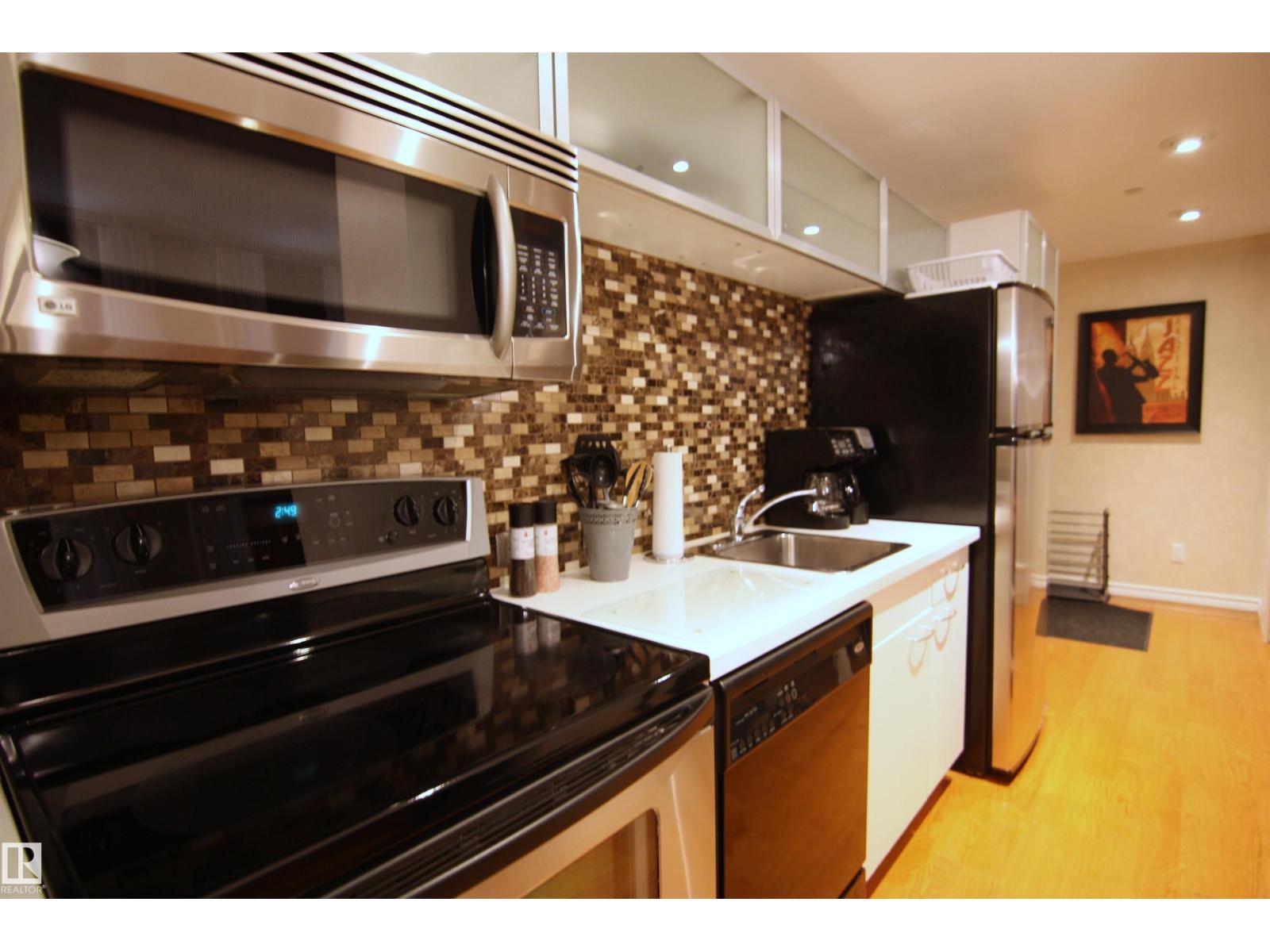 #311 10134 100 St Nw, Edmonton, Alberta  T5J 0N8 - Photo 14 - E4453075