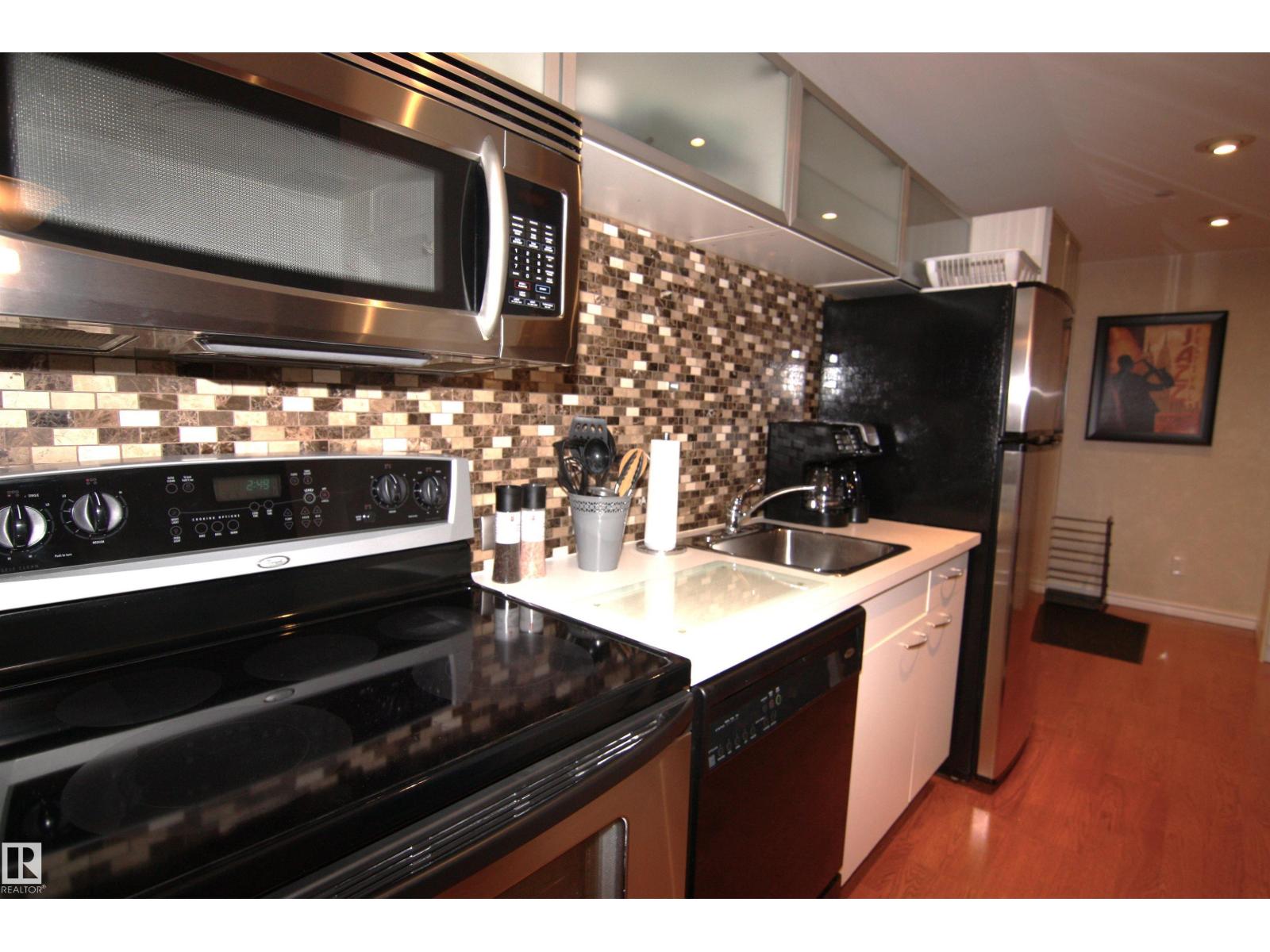 #311 10134 100 St Nw, Edmonton, Alberta  T5J 0N8 - Photo 16 - E4453075