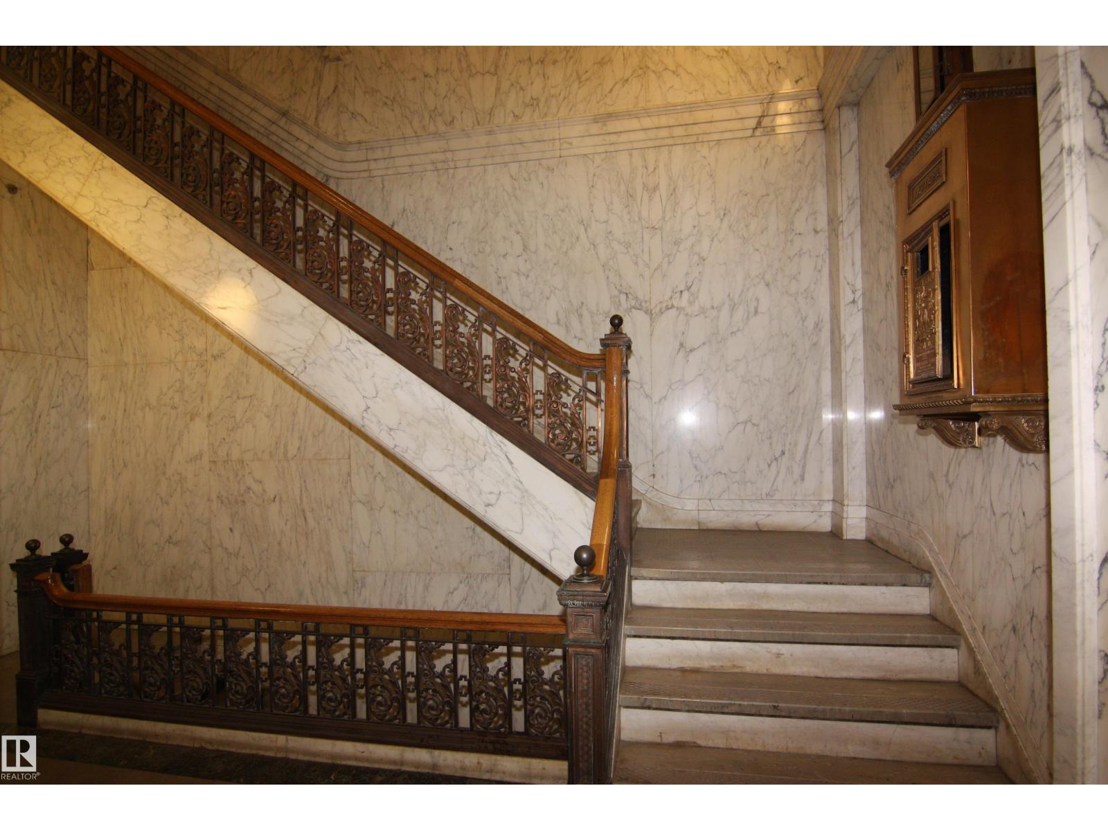 #311 10134 100 St Nw, Edmonton, Alberta  T5J 0N8 - Photo 3 - E4453075