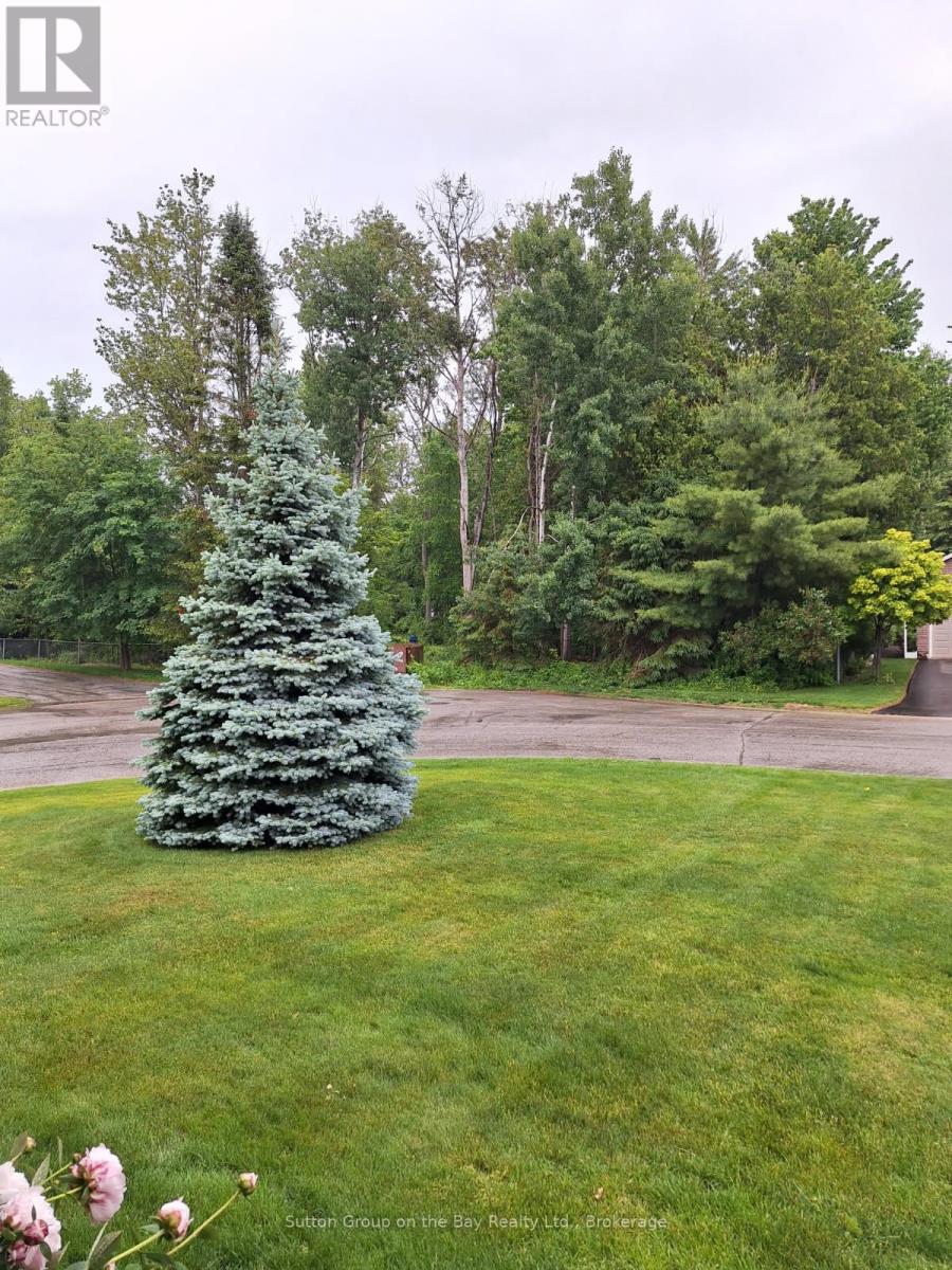 30 Acorn Crescent, Wasaga Beach, Ontario  L9Z 1L6 - Photo 16 - S12237574