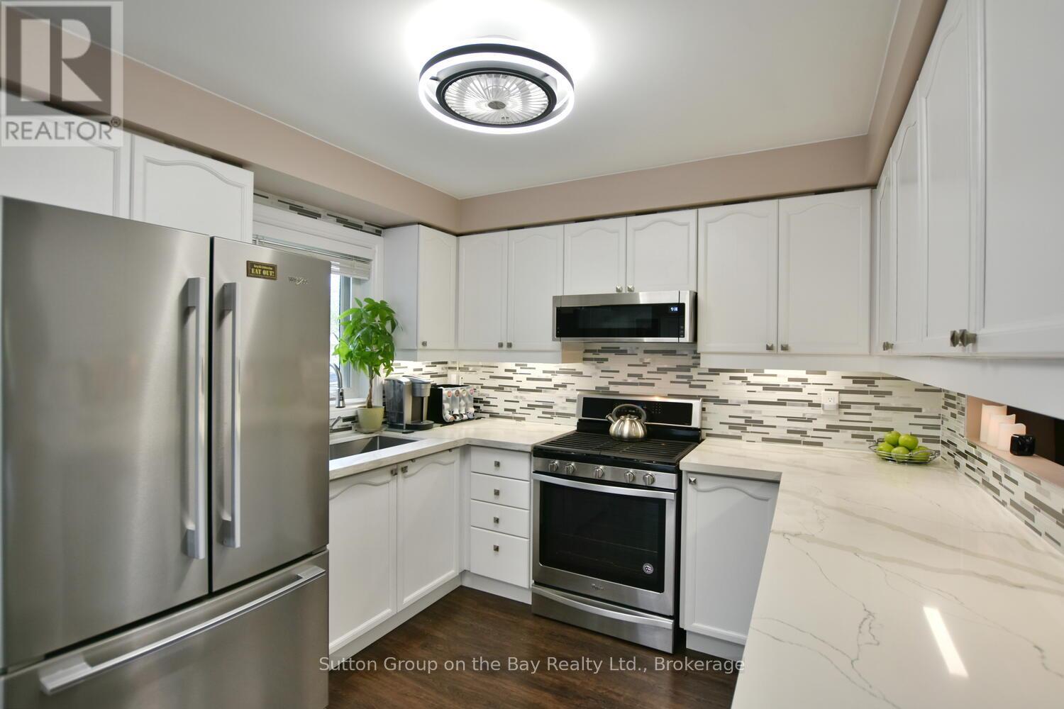 30 Acorn Crescent, Wasaga Beach, Ontario  L9Z 1L6 - Photo 26 - S12237574