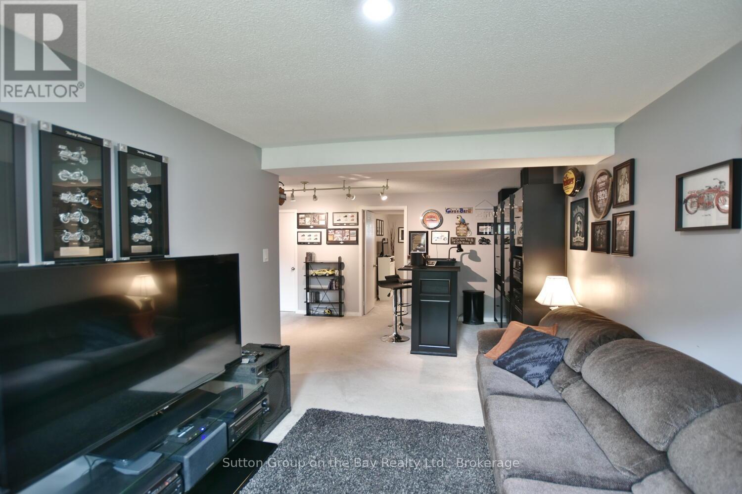 30 Acorn Crescent, Wasaga Beach, Ontario  L9Z 1L6 - Photo 38 - S12237574