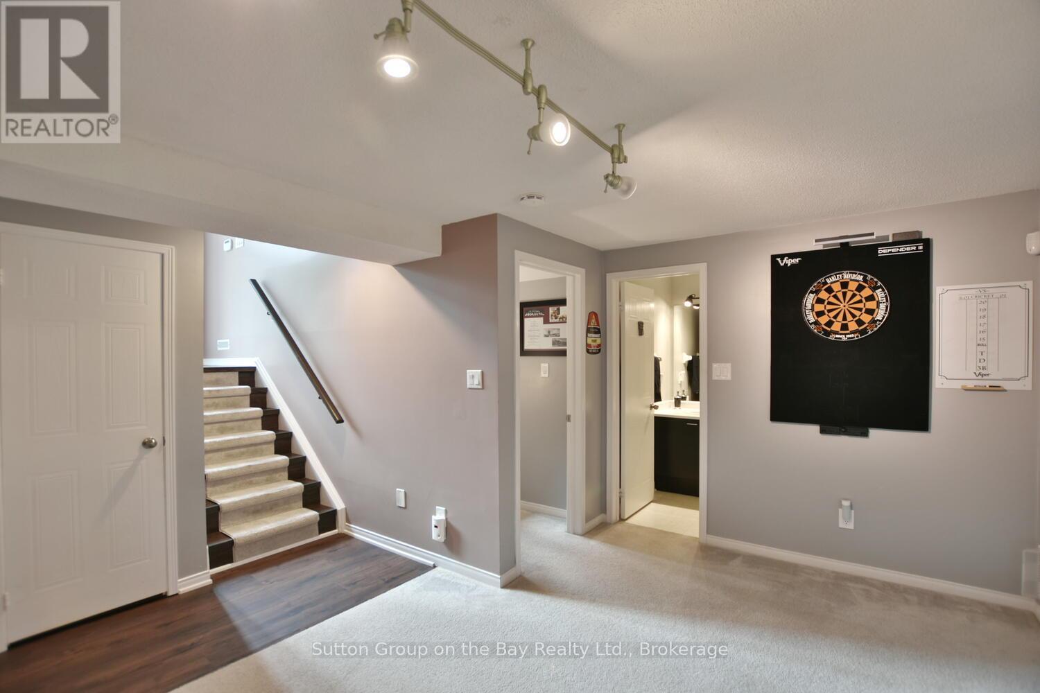 30 Acorn Crescent, Wasaga Beach, Ontario  L9Z 1L6 - Photo 35 - S12237574