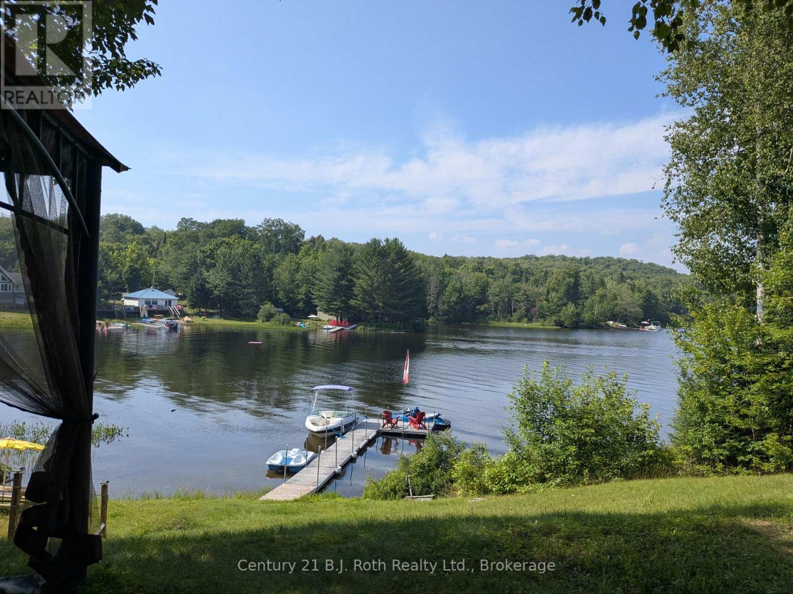 16 Machar Point, South River, Ontario  P0A 1X0 - Photo 2 - X12107091