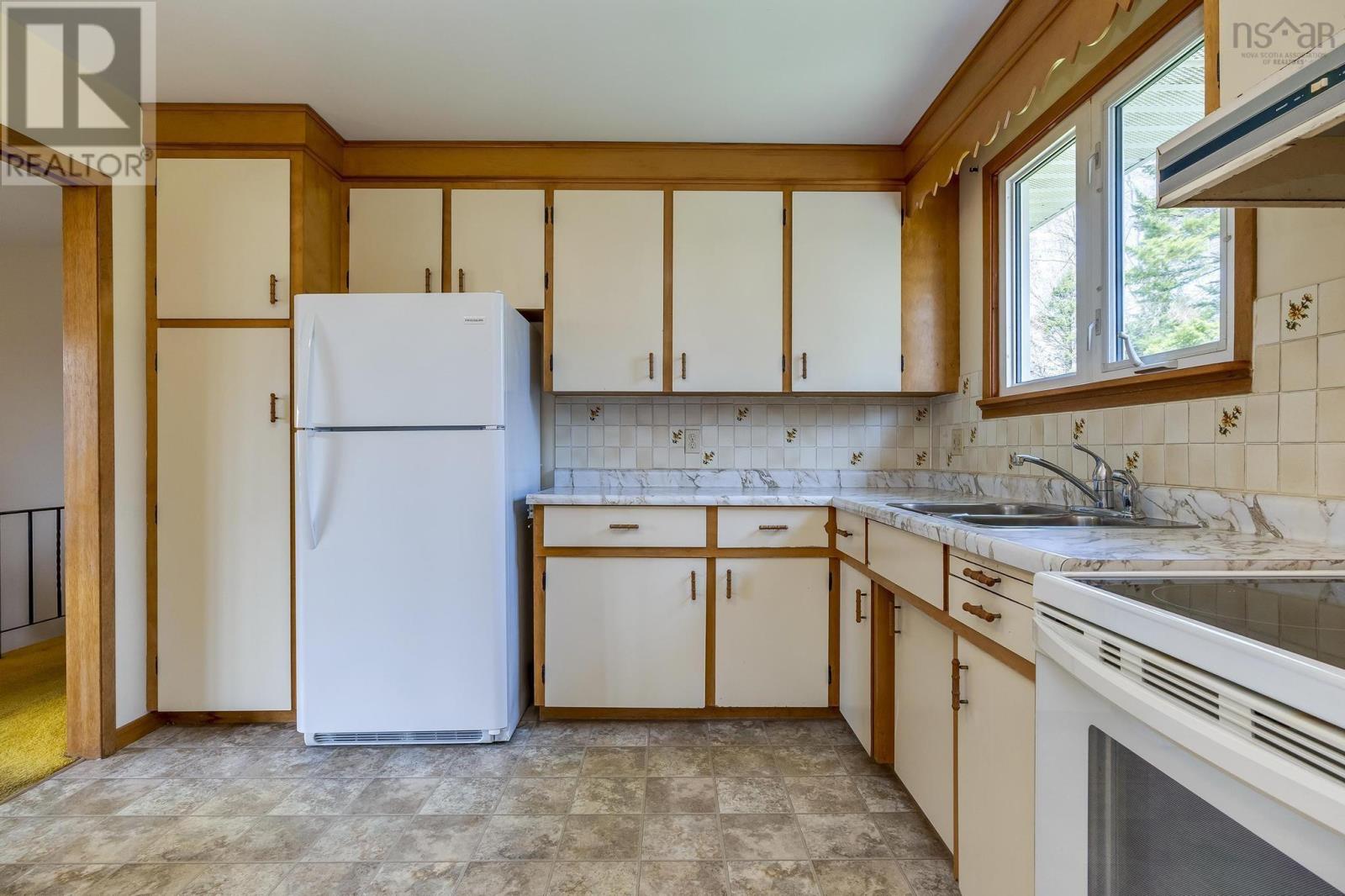 31 Skeena Street, Dartmouth, Nova Scotia  B2W 1P7 - Photo 8 - 202510390