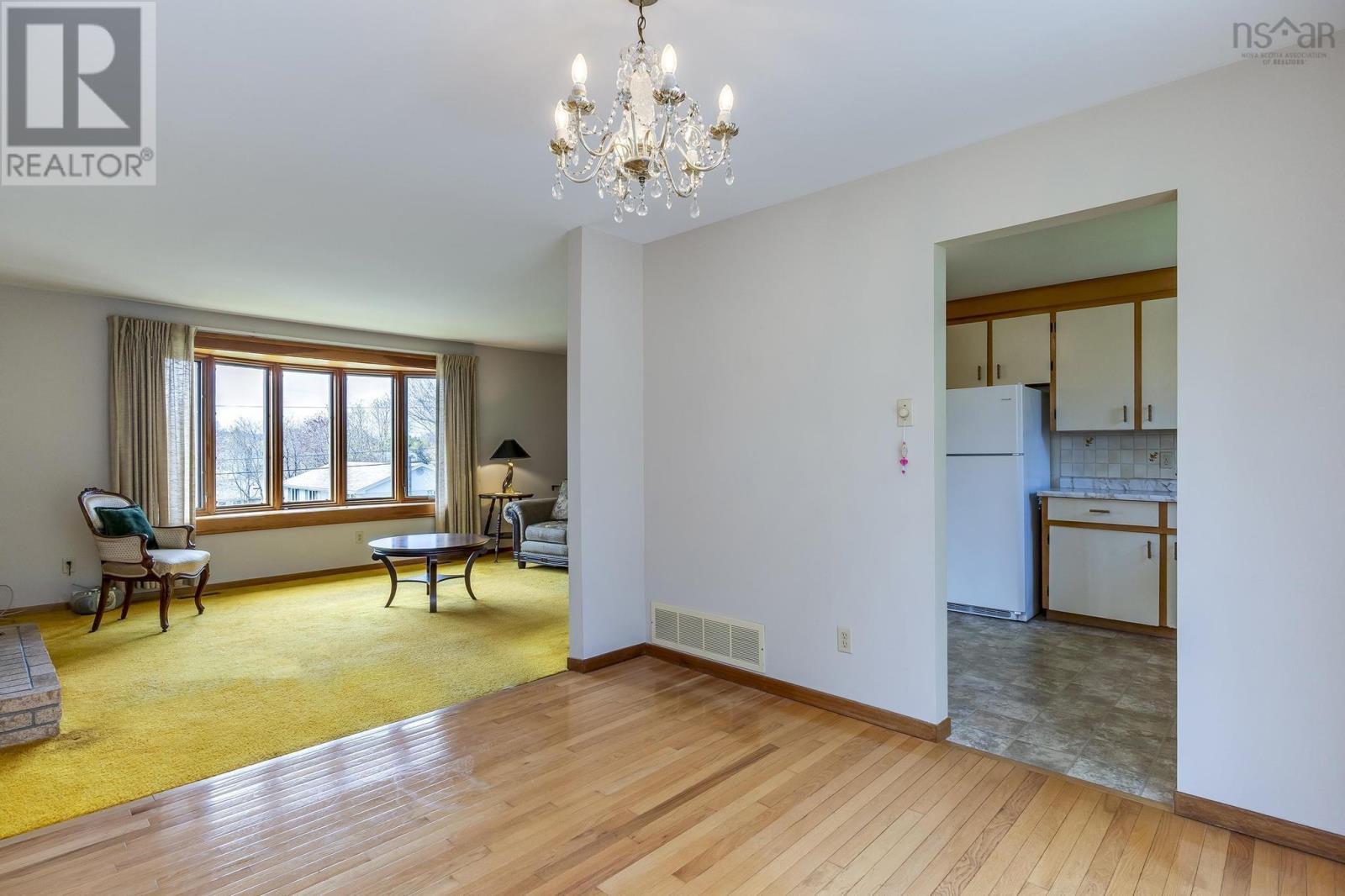 31 Skeena Street, Dartmouth, Nova Scotia  B2W 1P7 - Photo 7 - 202510390