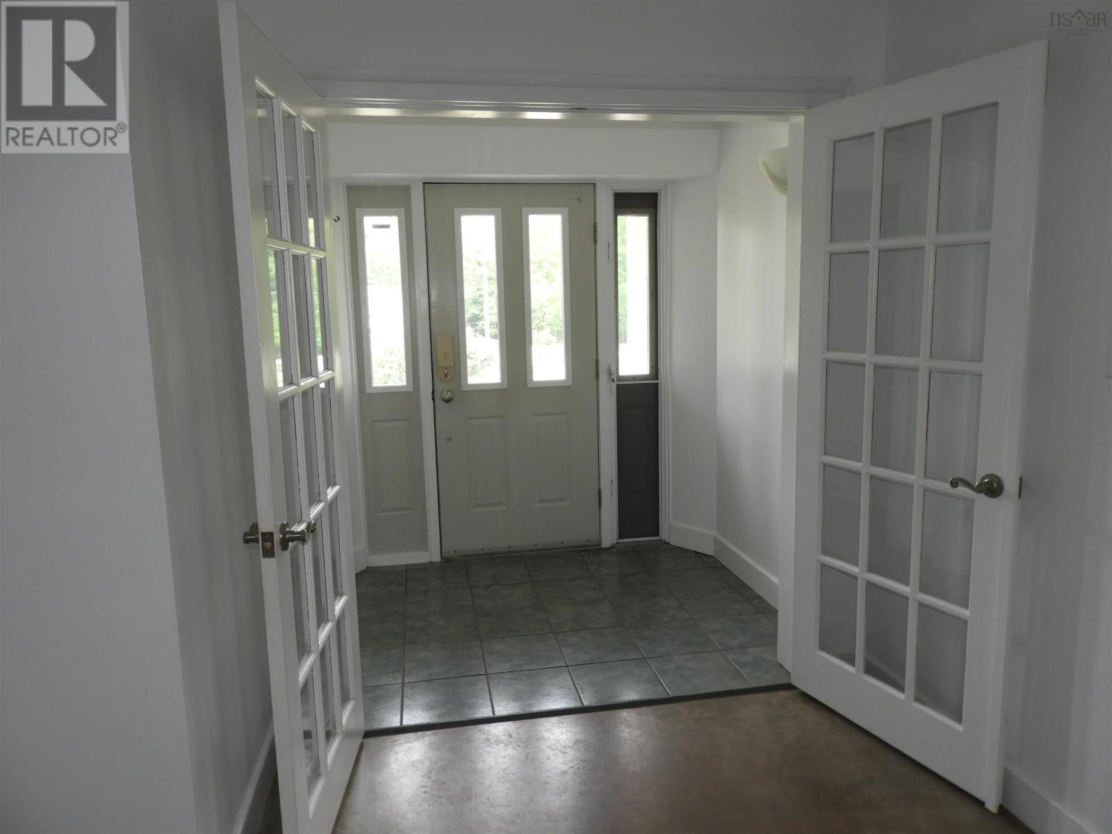 21 Long Hill Road, Mahone Bay, Nova Scotia  B0J 2E0 - Photo 8 - 202513228