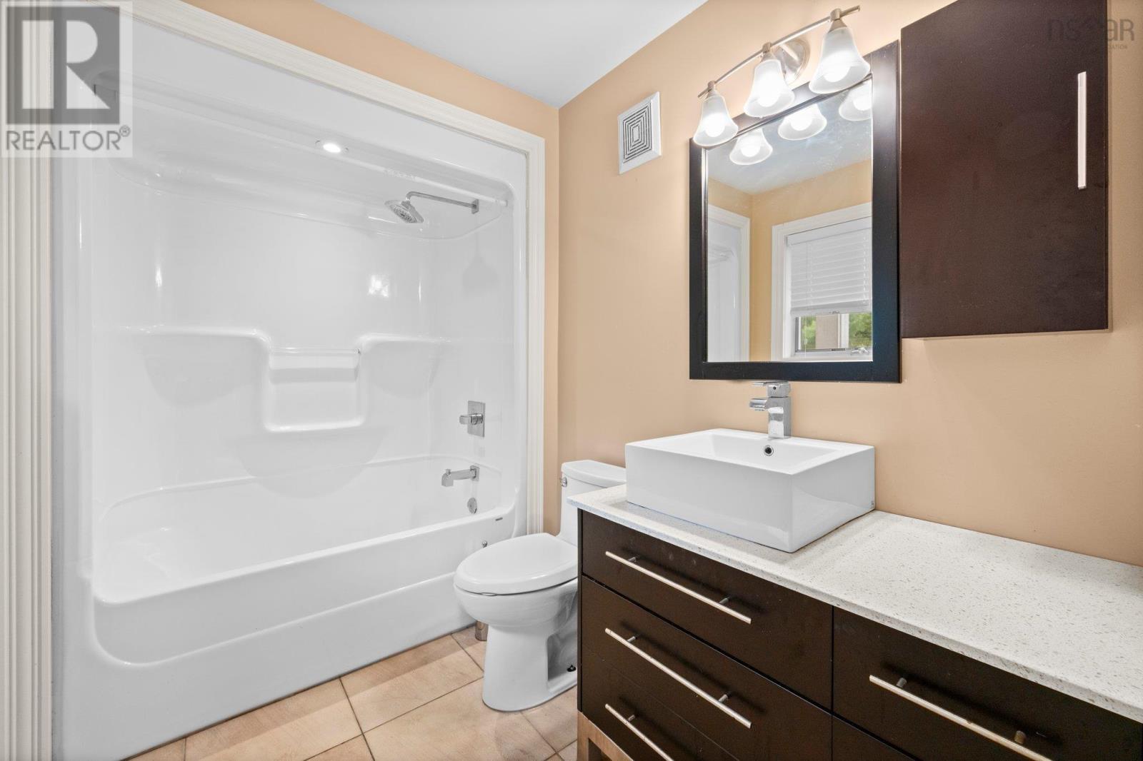 72 Worthington Place, Bedford, Nova Scotia  B4A 0C5 - Photo 42 - 202513163
