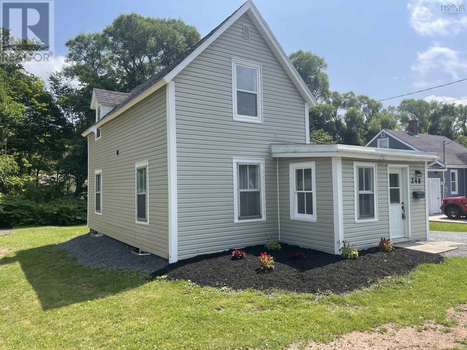 248 Albert Street, New Glasgow, Nova Scotia  B2H 3V5 - Photo 1 - 202516429