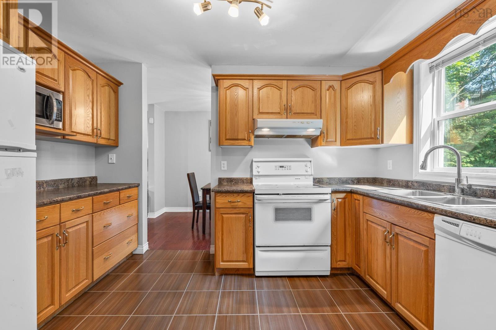 236 Roleika Drive, Dartmouth, Nova Scotia  B2X 1M6 - Photo 10 - 202519331
