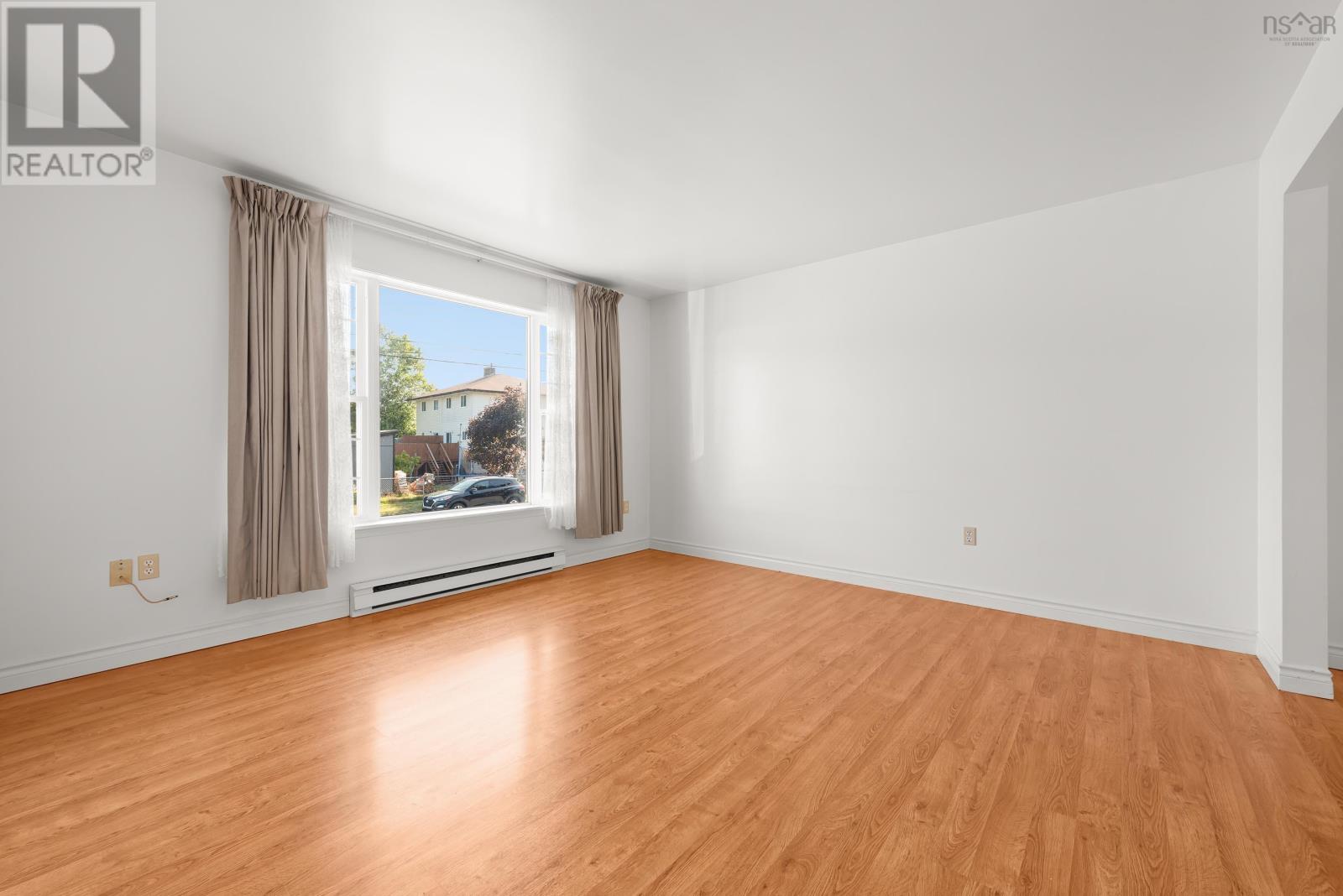 6 Venice Court, Dartmouth, Nova Scotia  B2X 3J9 - Photo 5 - 202520031