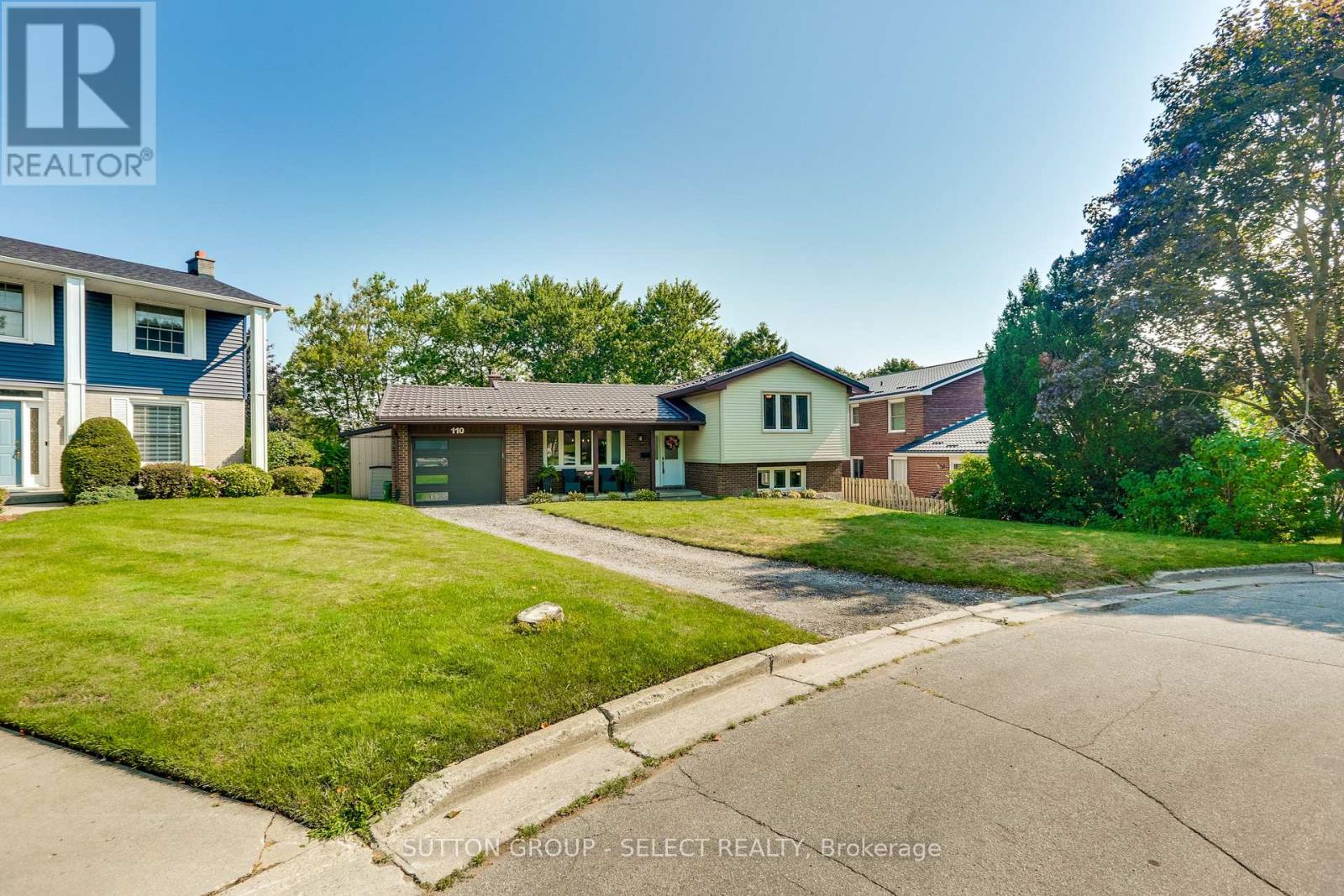 110 Compton Court, London South, Ontario  N6C 4G3 - Photo 5 - X12346034