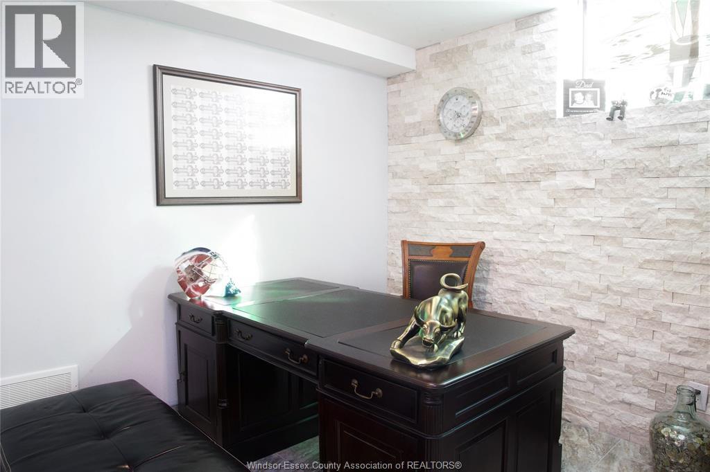 406 Thompson Avenue, Amherstburg, Ontario  N9V 4B5 - Photo 30 - 25020797