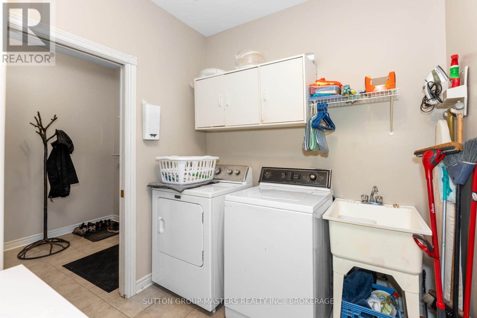1023 Big Ben Lane, Frontenac (Frontenac South), Ontario  K0H 2T0 - Photo 16 - X12346098