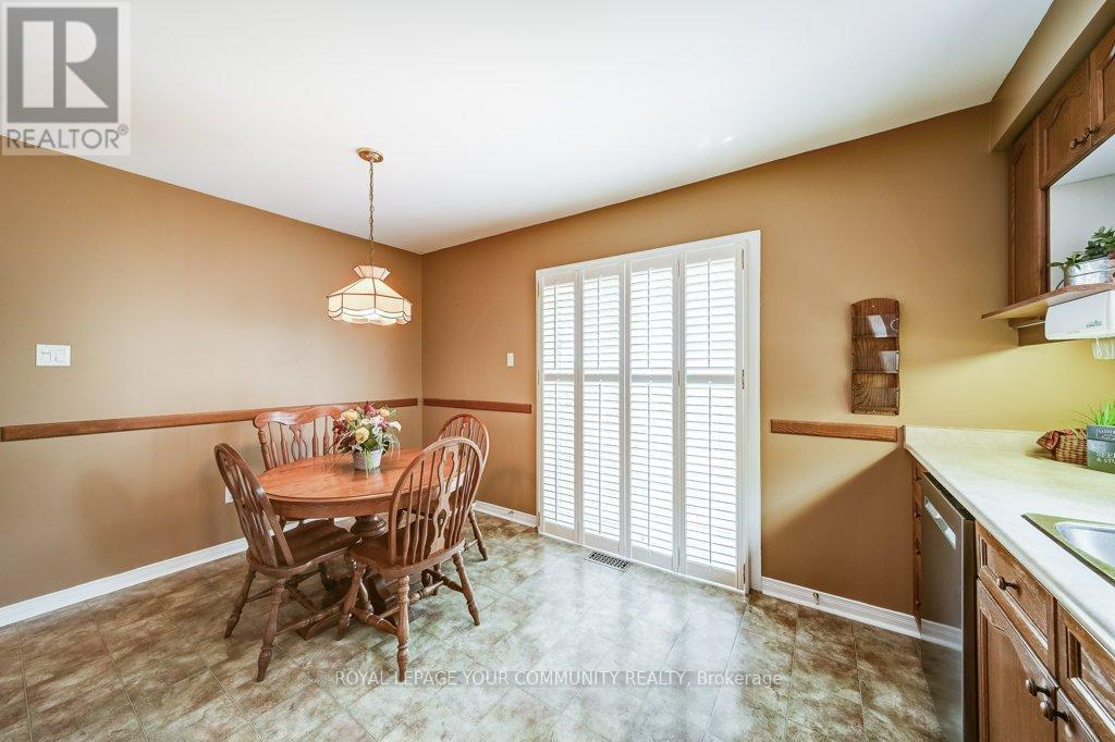 106 Burnaby Drive, Georgina, Ontario  L4P 3Y6 - Photo 17 - N12346035