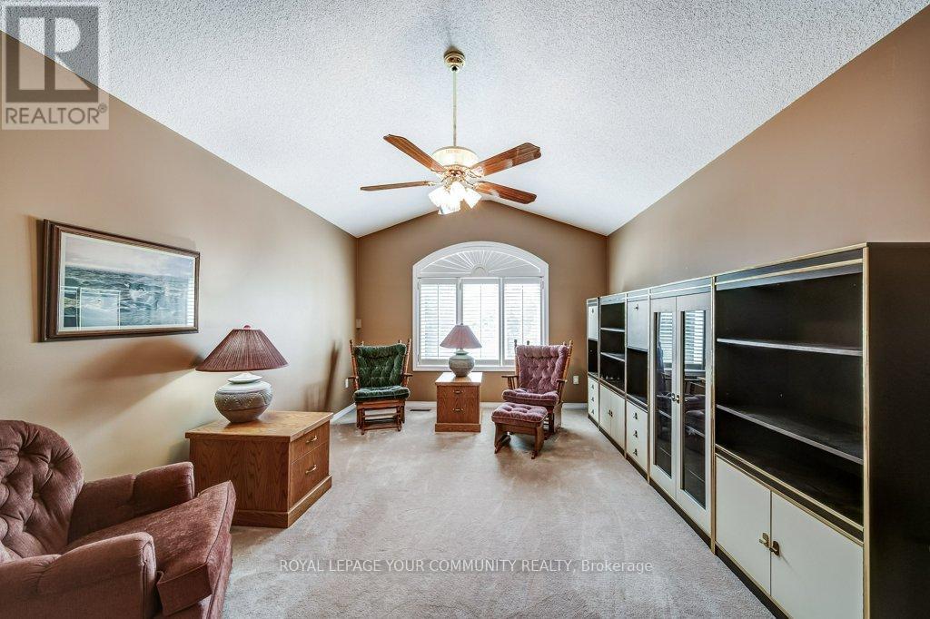 106 Burnaby Drive, Georgina, Ontario  L4P 3Y6 - Photo 27 - N12346035