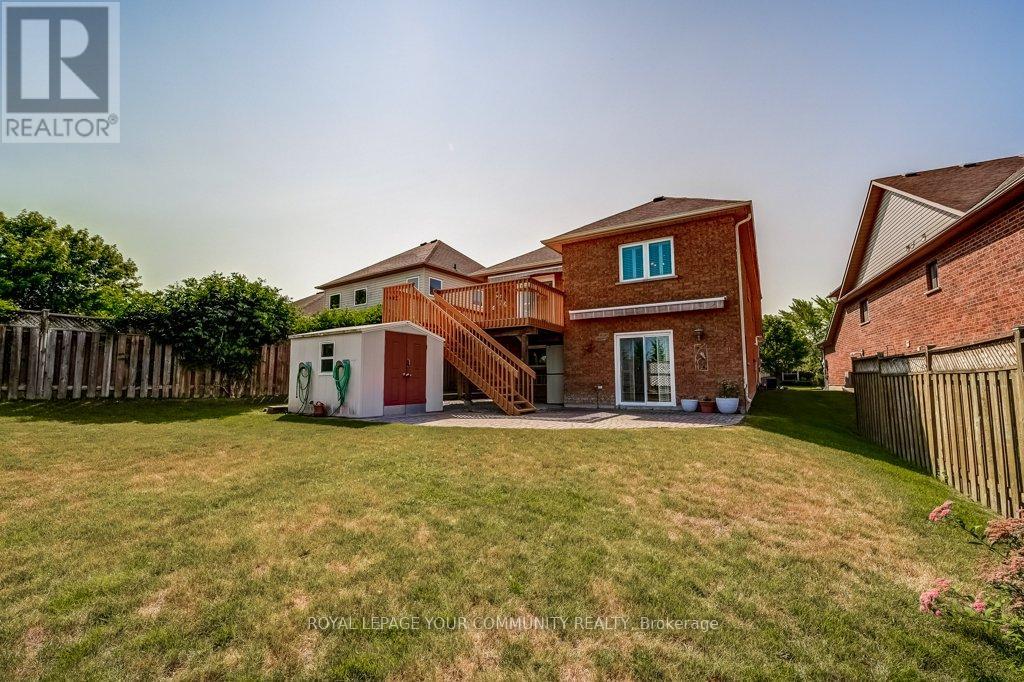 106 Burnaby Drive, Georgina, Ontario  L4P 3Y6 - Photo 43 - N12346035