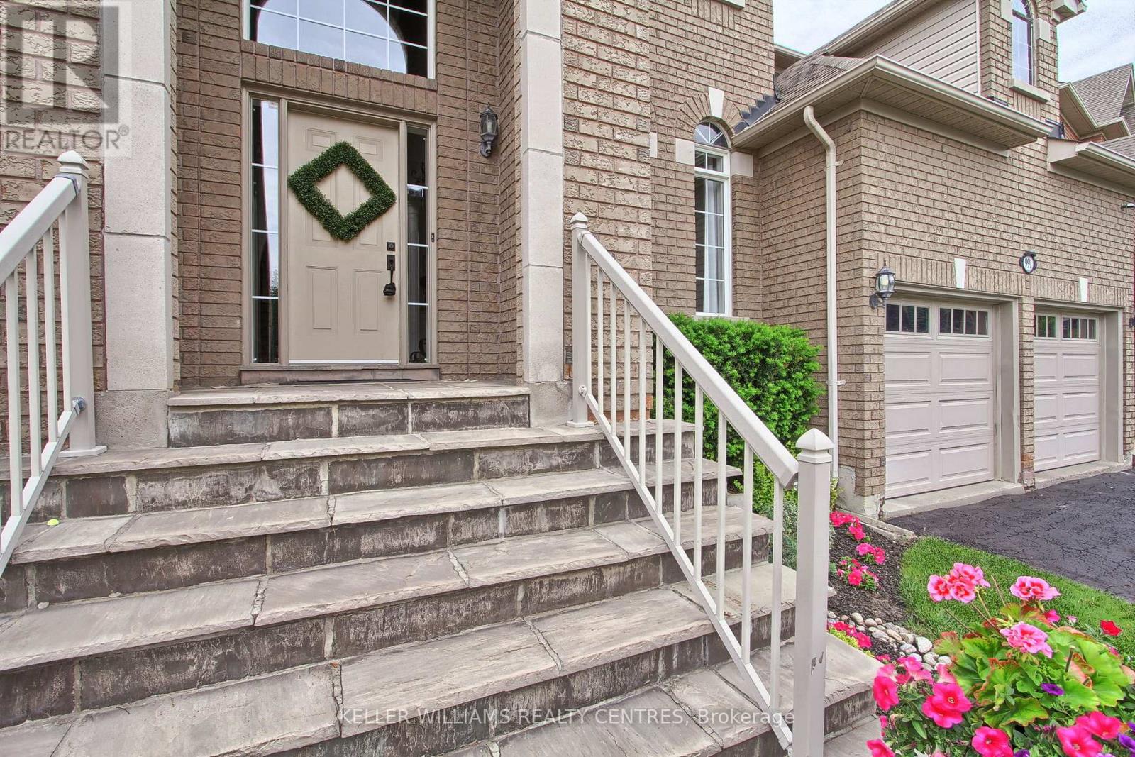 Property at 991 IVSBRIDGE BOULEVARD image 4