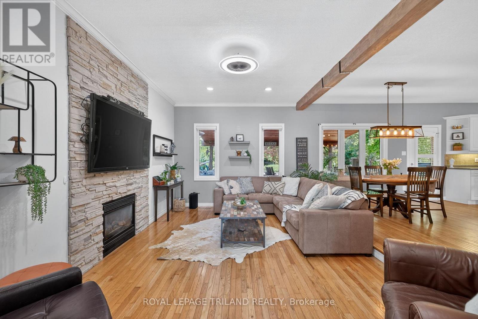 8 Wingreen Lane, Middlesex Centre, Ontario  N0L 1R0 - Photo 8 - X12346104