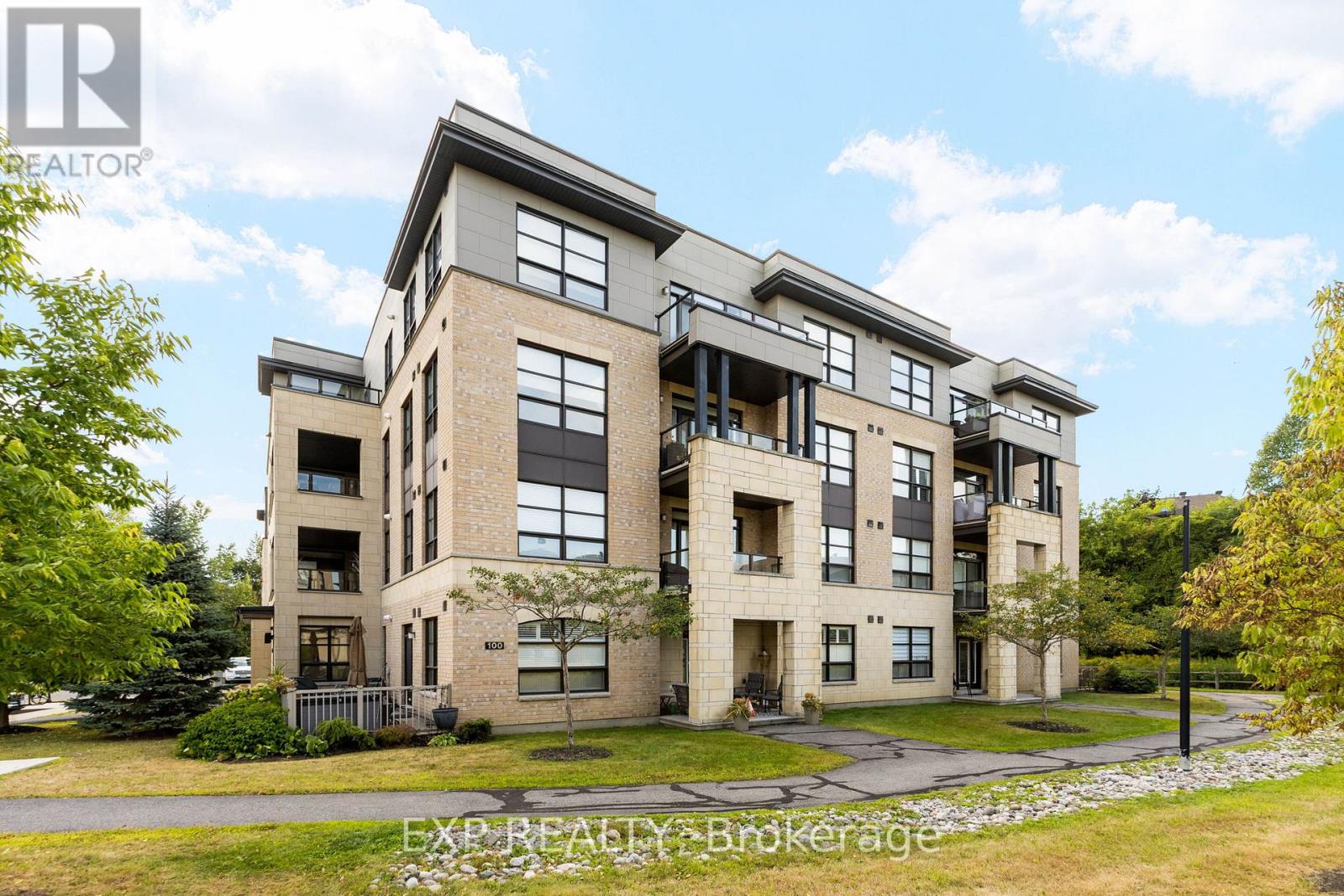 304 - 100 Montblanc Private, Ottawa, Ontario K1C 0B2 - Photo 1 - X12346093