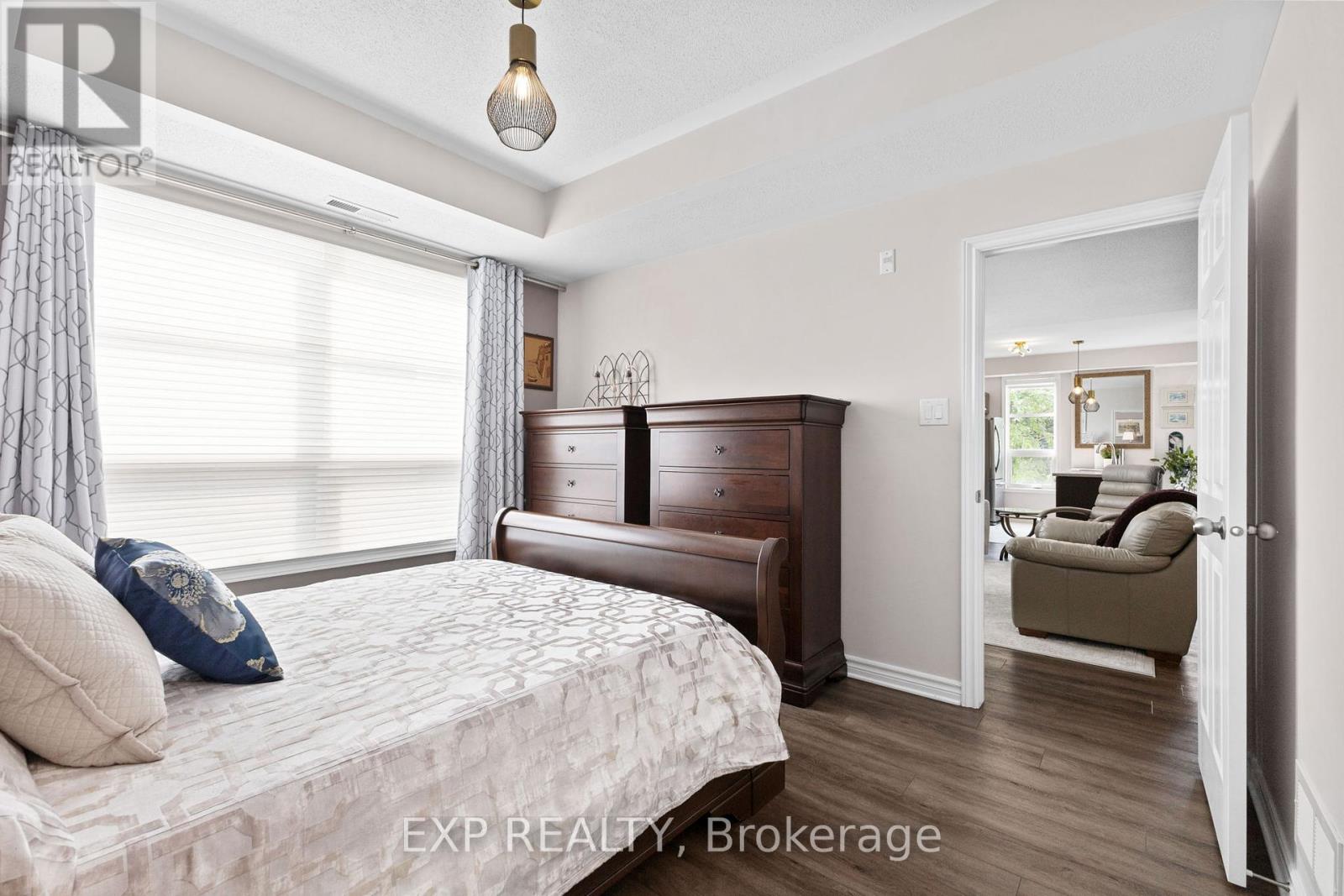 304 - 100 Montblanc Private, Ottawa, Ontario K1C 0B2 - Photo 25 - X12346093